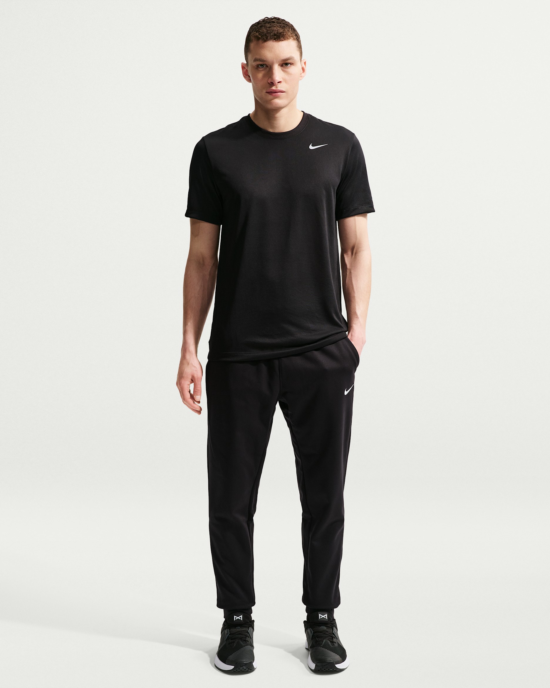 Nike Therma Men's Therma-FIT Tapered Fitness Trousers - Black/Black/White