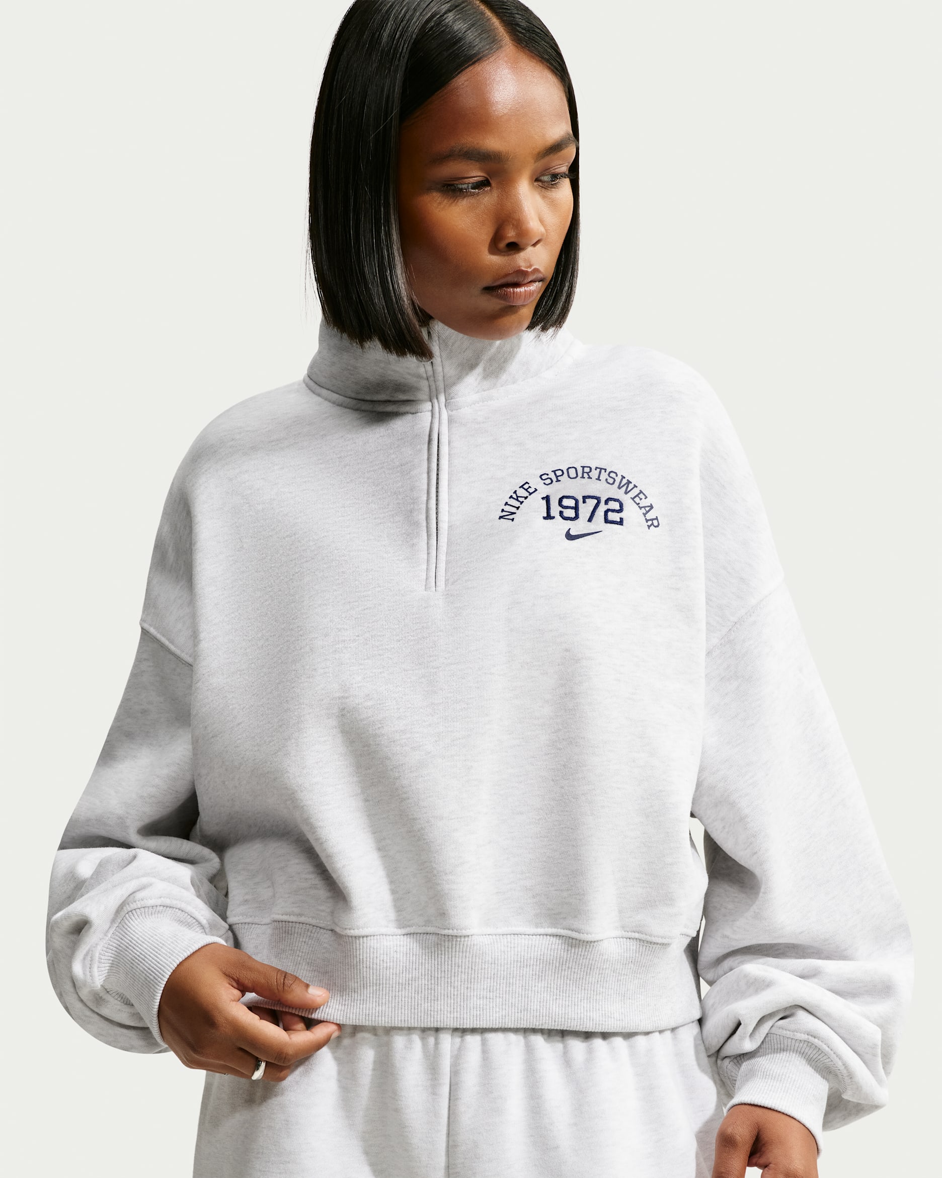 Haut court oversize à 1/4 de zip Nike Studio Fleece Medium Weight pour femme - Birch Heather