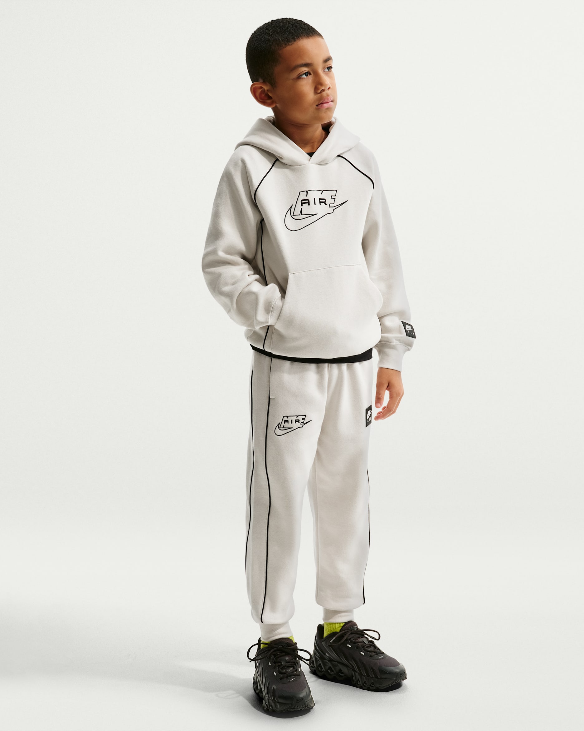 Nike Air Older Kids' Fleece Joggers - Light Bone/Black/Black