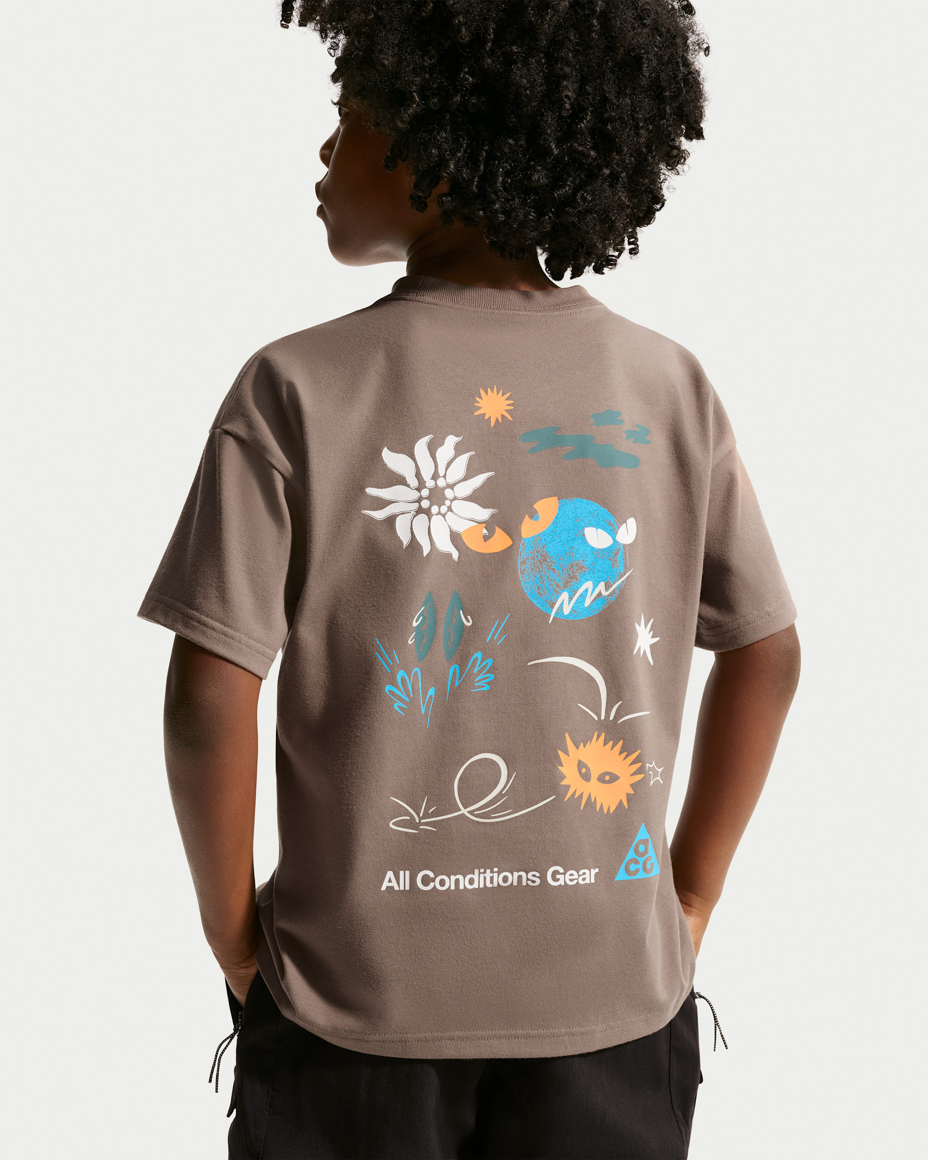 Nike ACG Older Kids' Max90 T-Shirt - Mink Brown