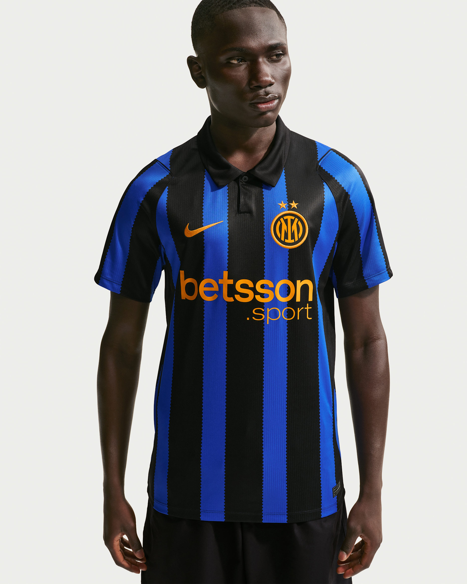 インテル ミラノ 2026/27 スタジアム ホーム メンズ Nike Dri-FIT サッカー レプリカ ユニフォーム トップス - リヨンブルー/ブラック/ユニバーシティゴールド