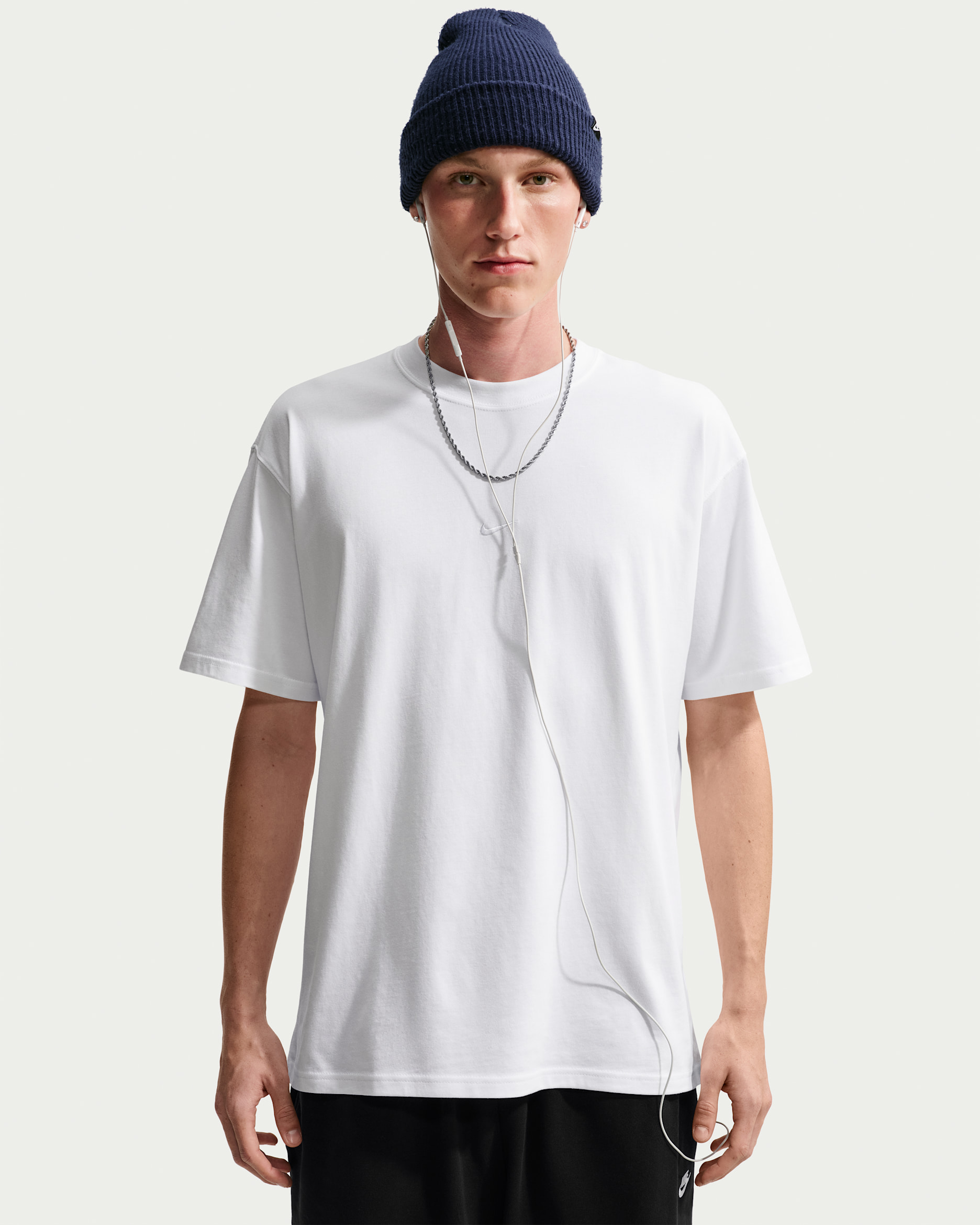 Nike Sportswear Men's Loose T-Shirt - White/White