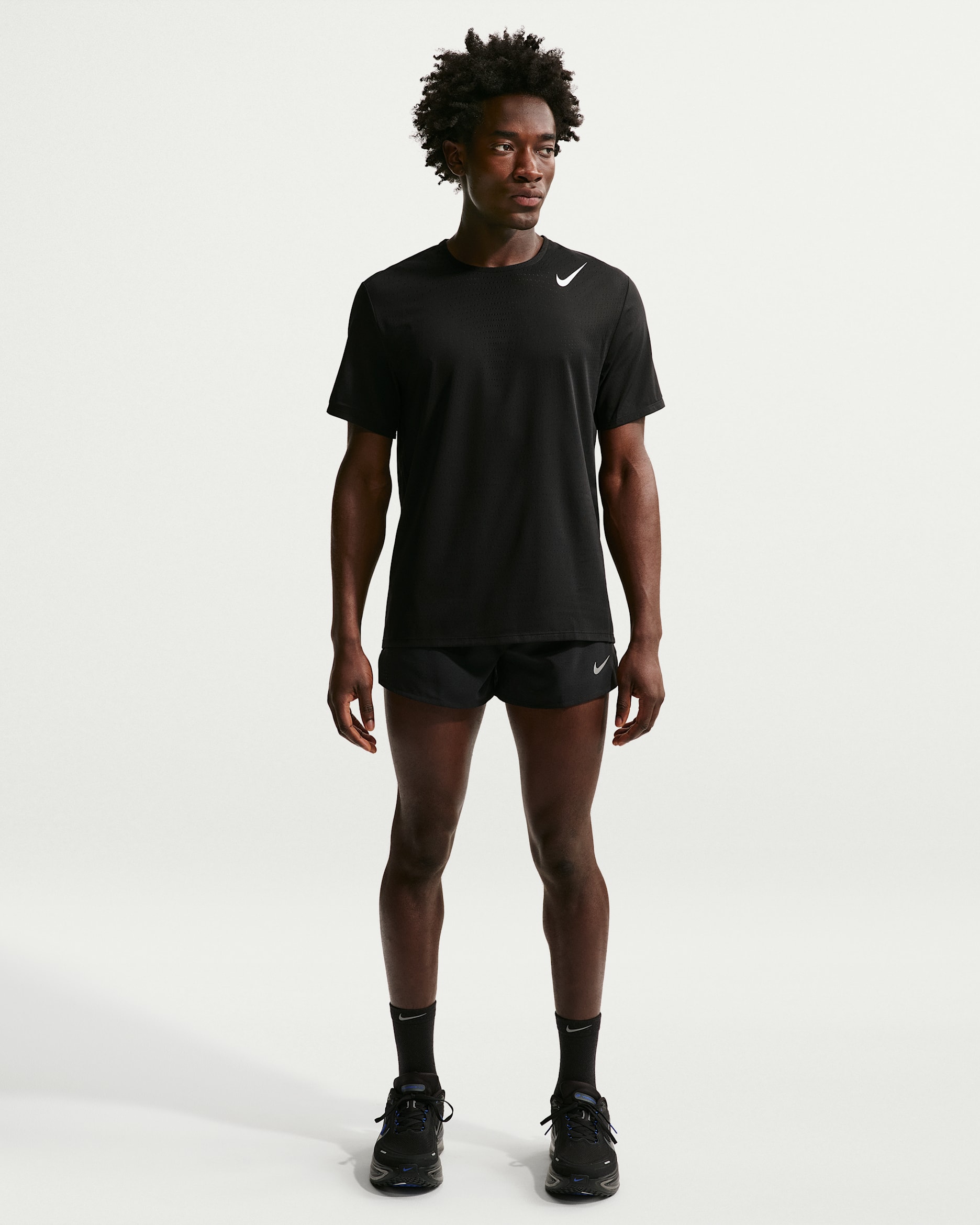 Nike Fast Dri-FIT Slip Astarlı 8 cm Erkek Koşu Şortu - Siyah/Siyah