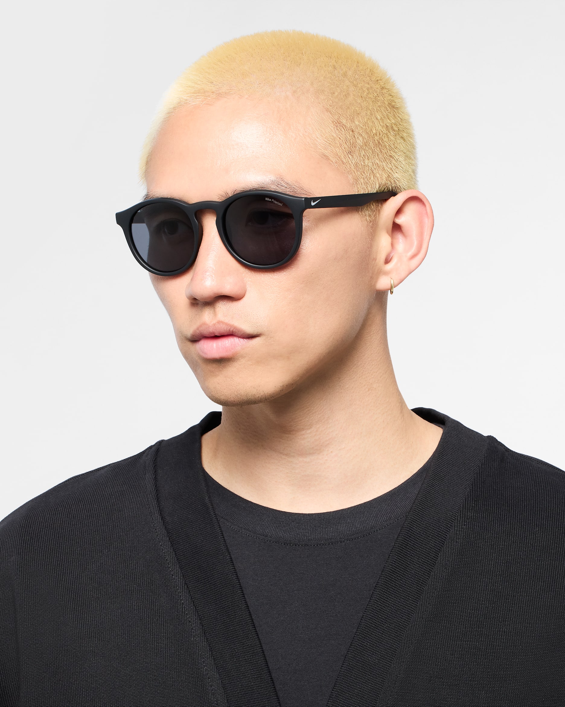 Nike Swerve polarisierte Sonnenbrille - Schwarz/Wolf Grey