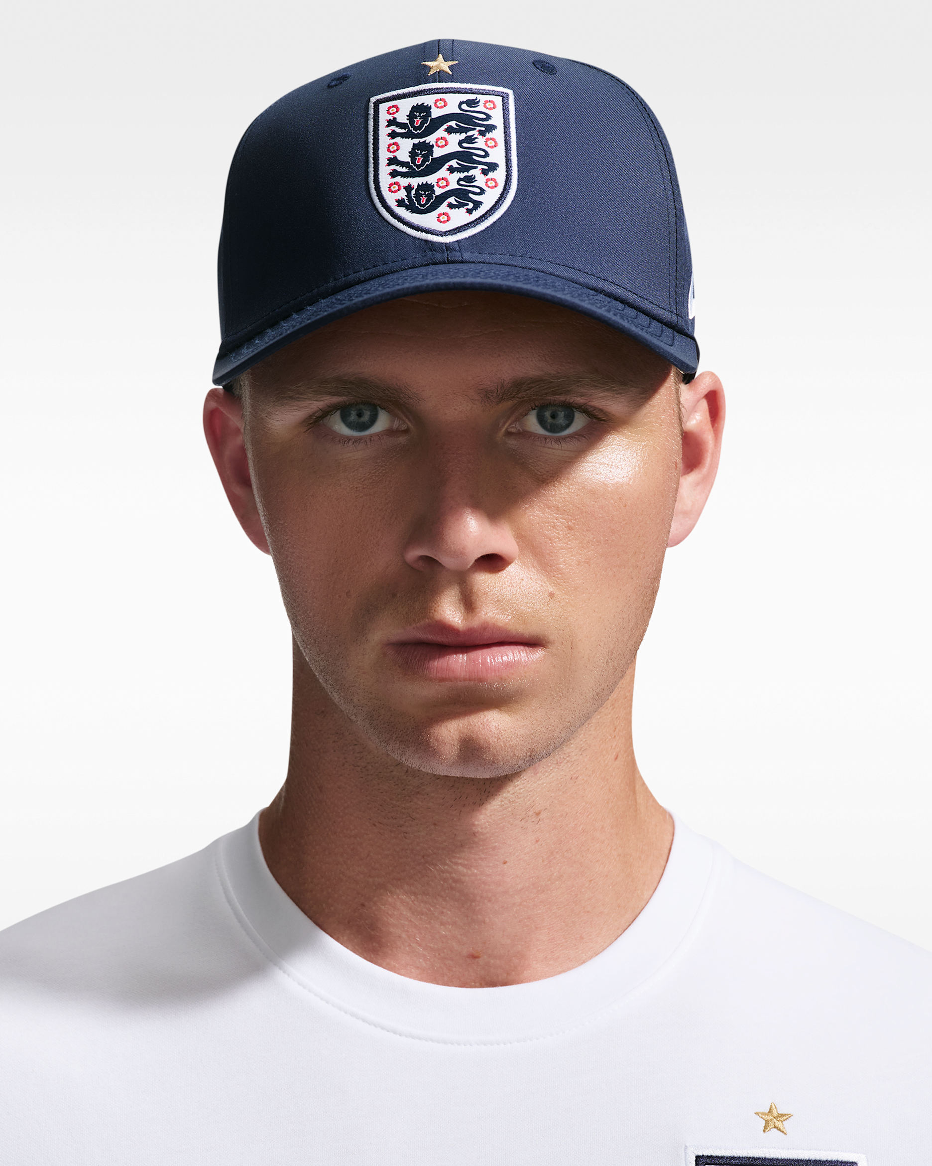 Boné Nike Rise SNBK Inglaterra 2026/27 - Obsidian/Branco