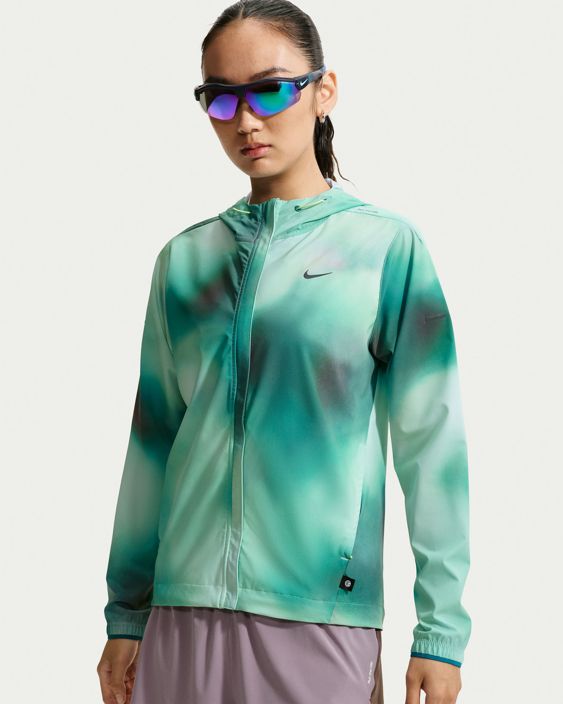 Nike Swift Women's Repel UV-Protection Running Jacket - Bright Spruce