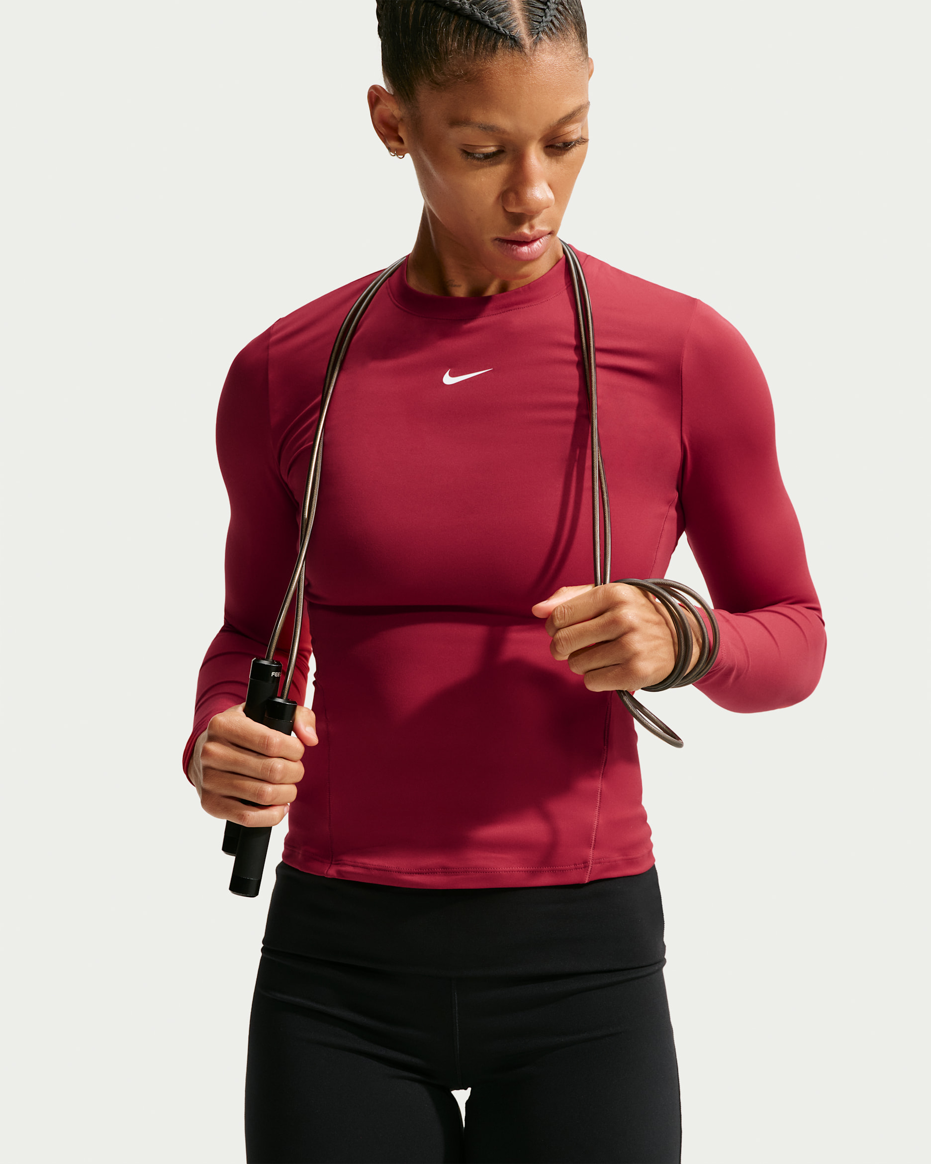 Nike One Fitted Dri-FIT Uzun Kollu Kadın Üstü - Tough Red/Beyaz