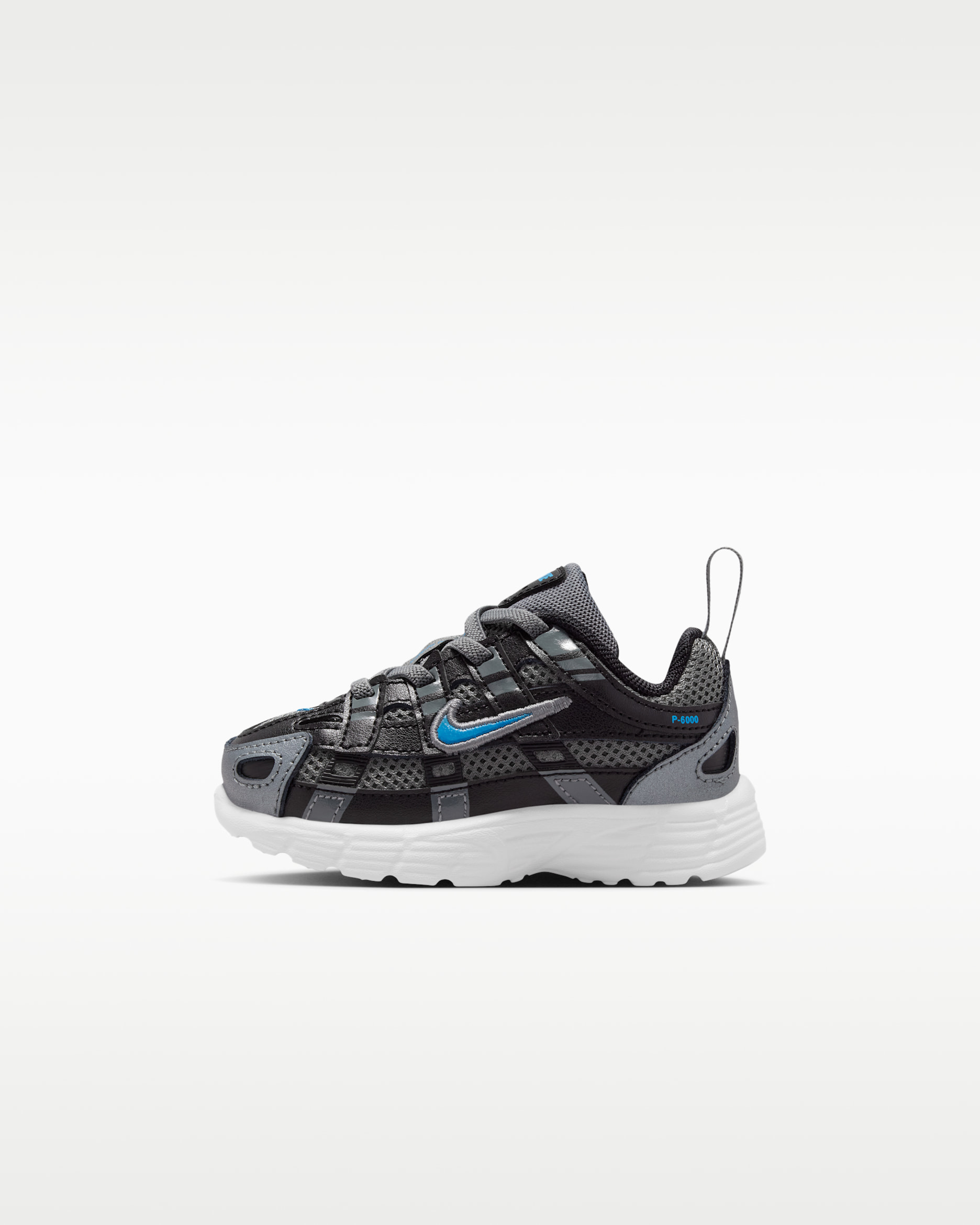 Tenis para bebé e infantil Nike P-6000 - Gris humo/Negro/Tinte platino/Azul holandés