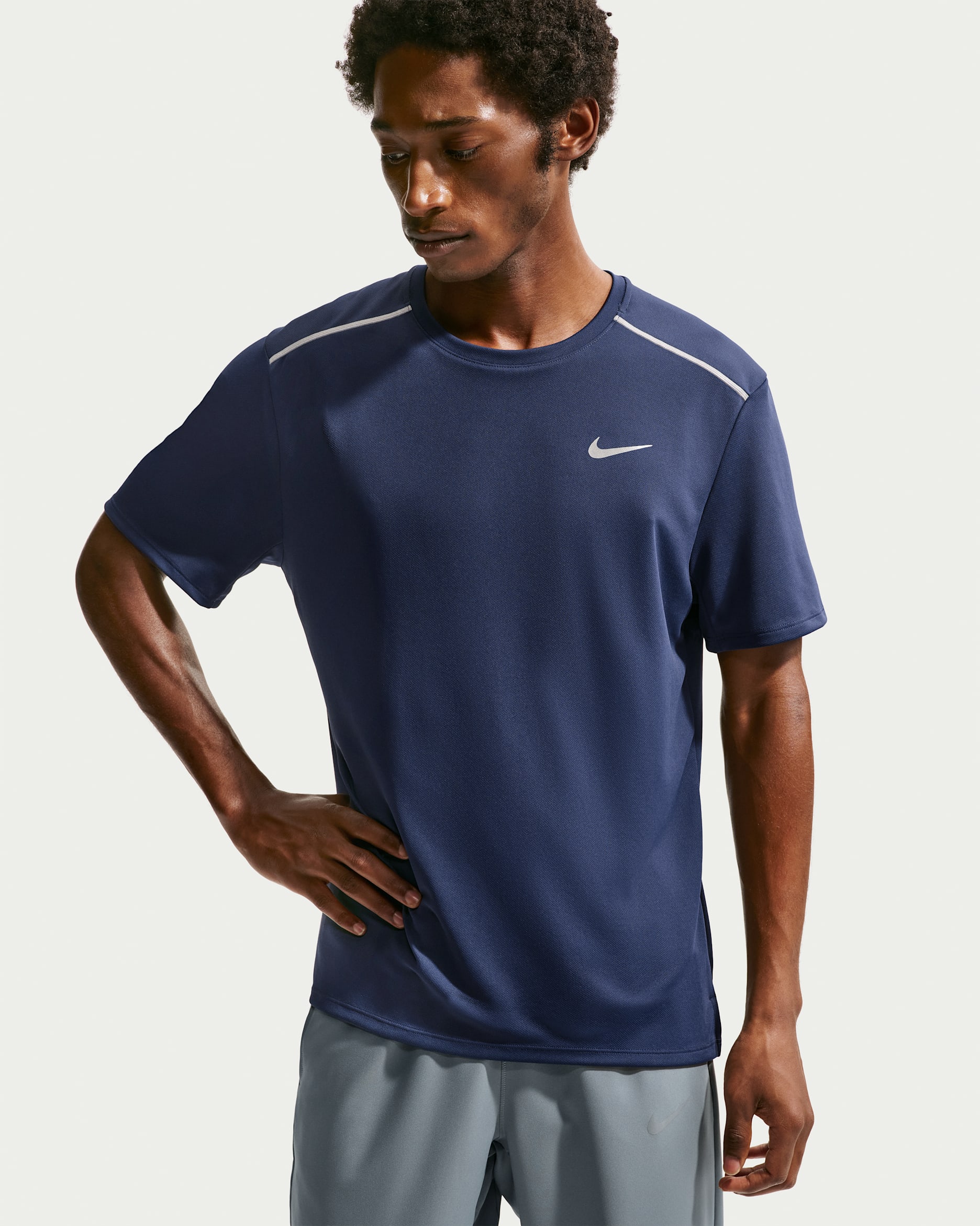 Nike Miler Men's Dri-FIT UV-Protection Short-Sleeve Running Top - Midnight Navy/Obsidian