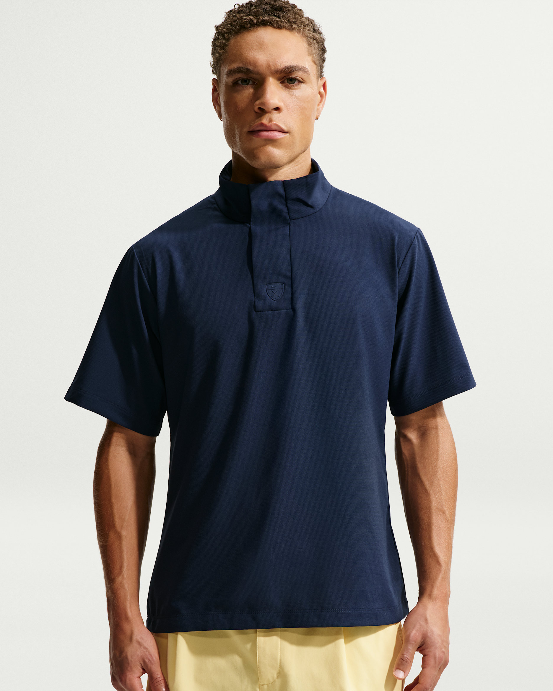 Nike Tailored Performance Men's Dri-FIT Loose Short-Sleeve Golf Windshirt - College Navy/College Navy/College Navy