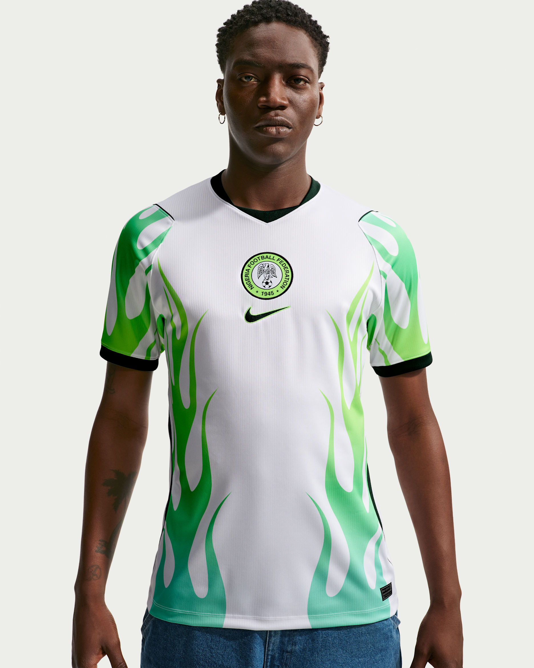 Nigeria 2026 Stadium Away Men's Nike Dri-FIT Football Replica Jersey - White/Green Glow/Black