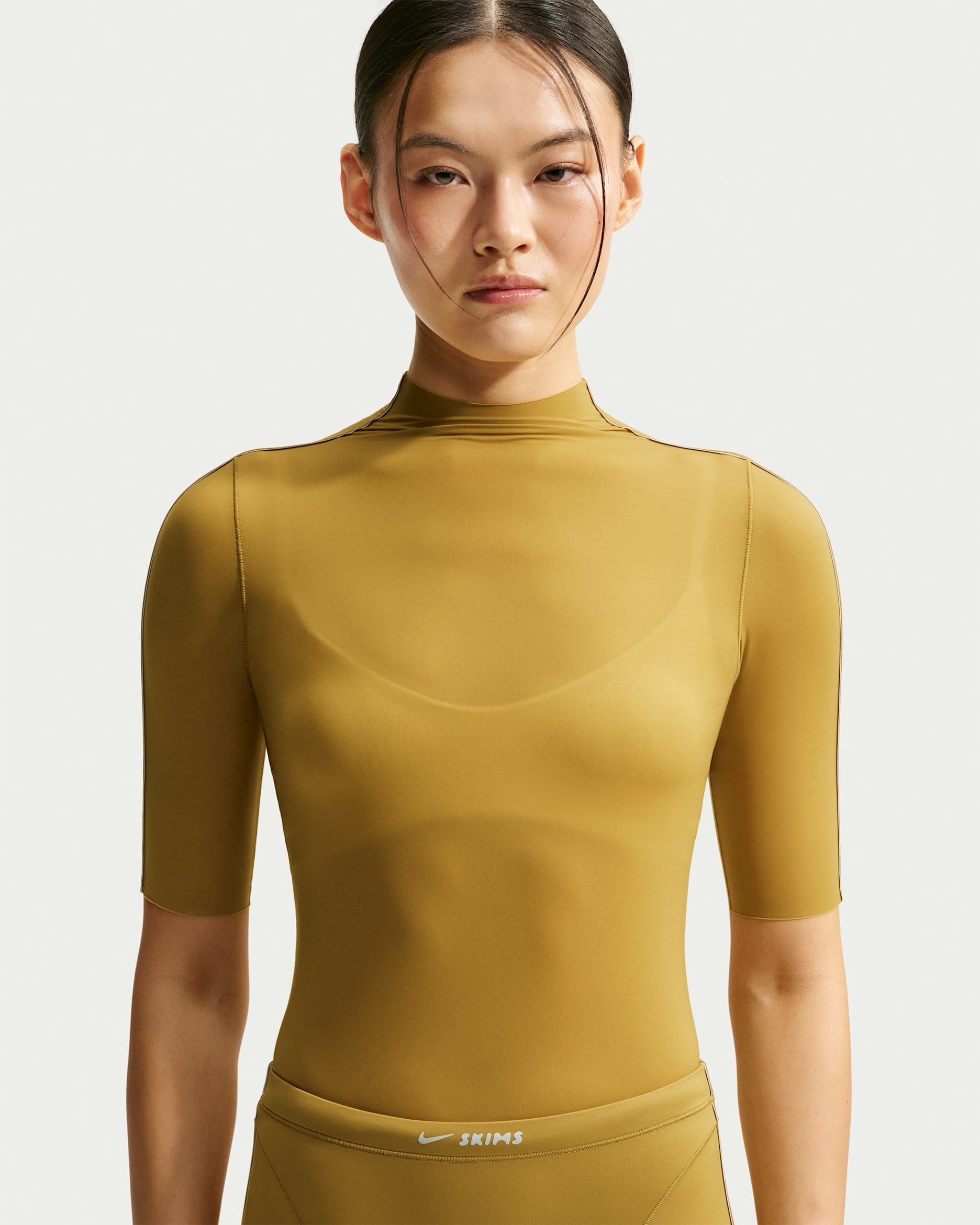 NikeSKIMS Weightless Women's Short-Sleeve T-Shirt - Ochre
