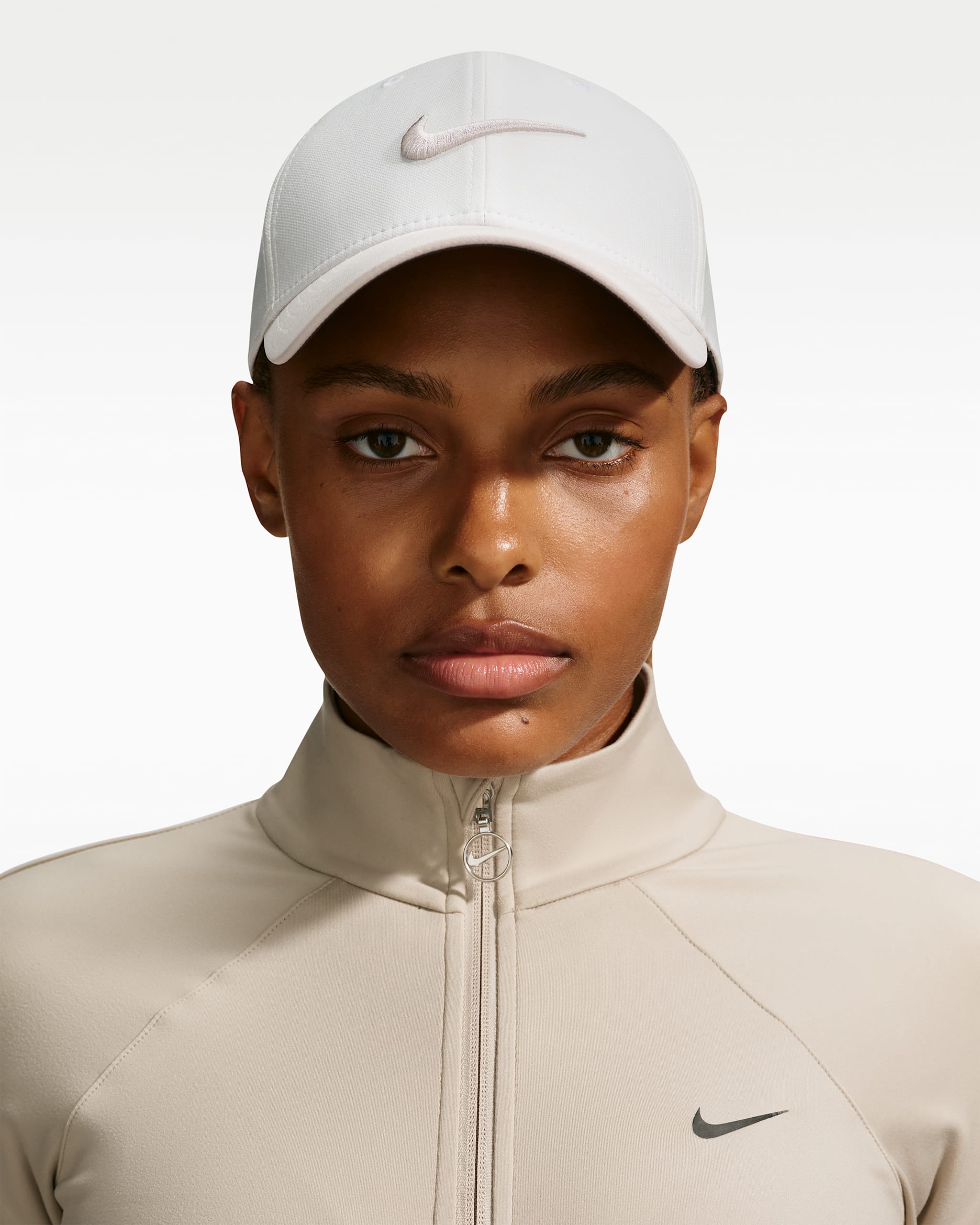 Gorra Swoosh con estructura Nike Dri-FIT Club - Vela/Marrón verdoso claro/Marrón verdoso claro