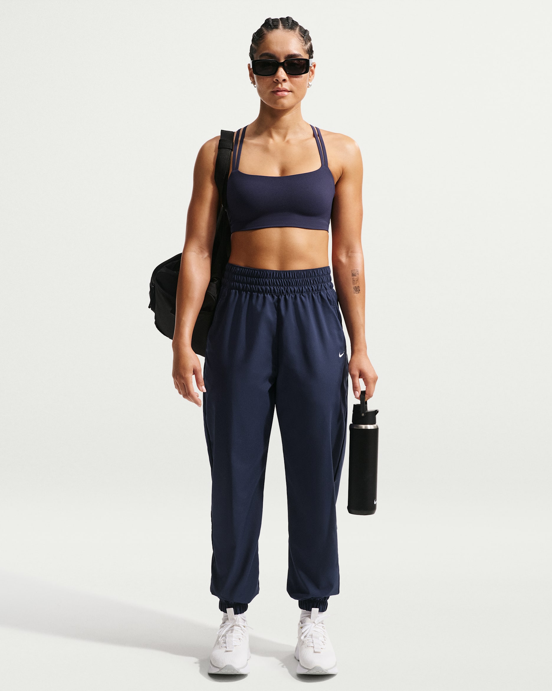 Nike One Women's Dri-FIT High-Waisted 7/8 Joggers - Midnight Navy/White