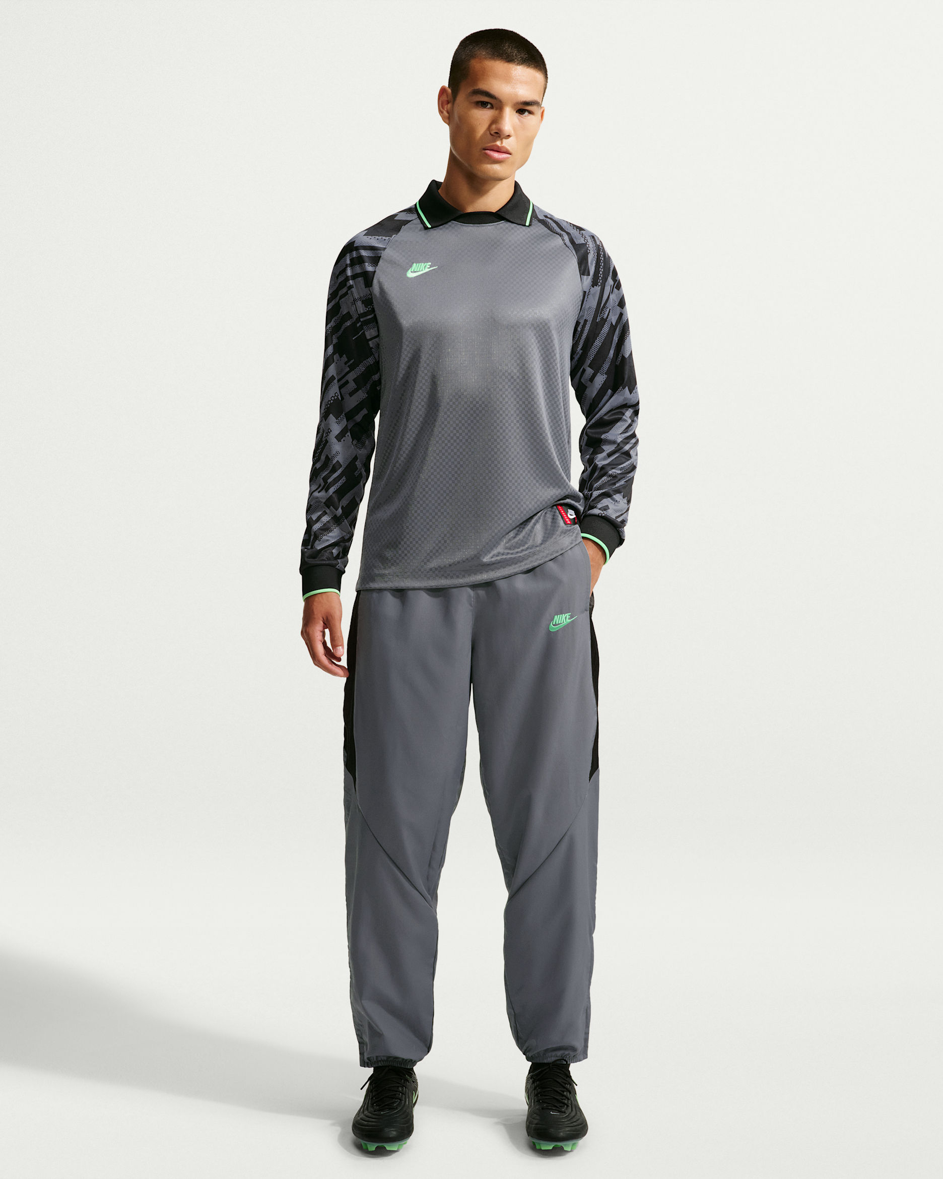 Nike Premier Repel Men's Football Woven Pants - Cool Grey/Black/Black/Illusion Green