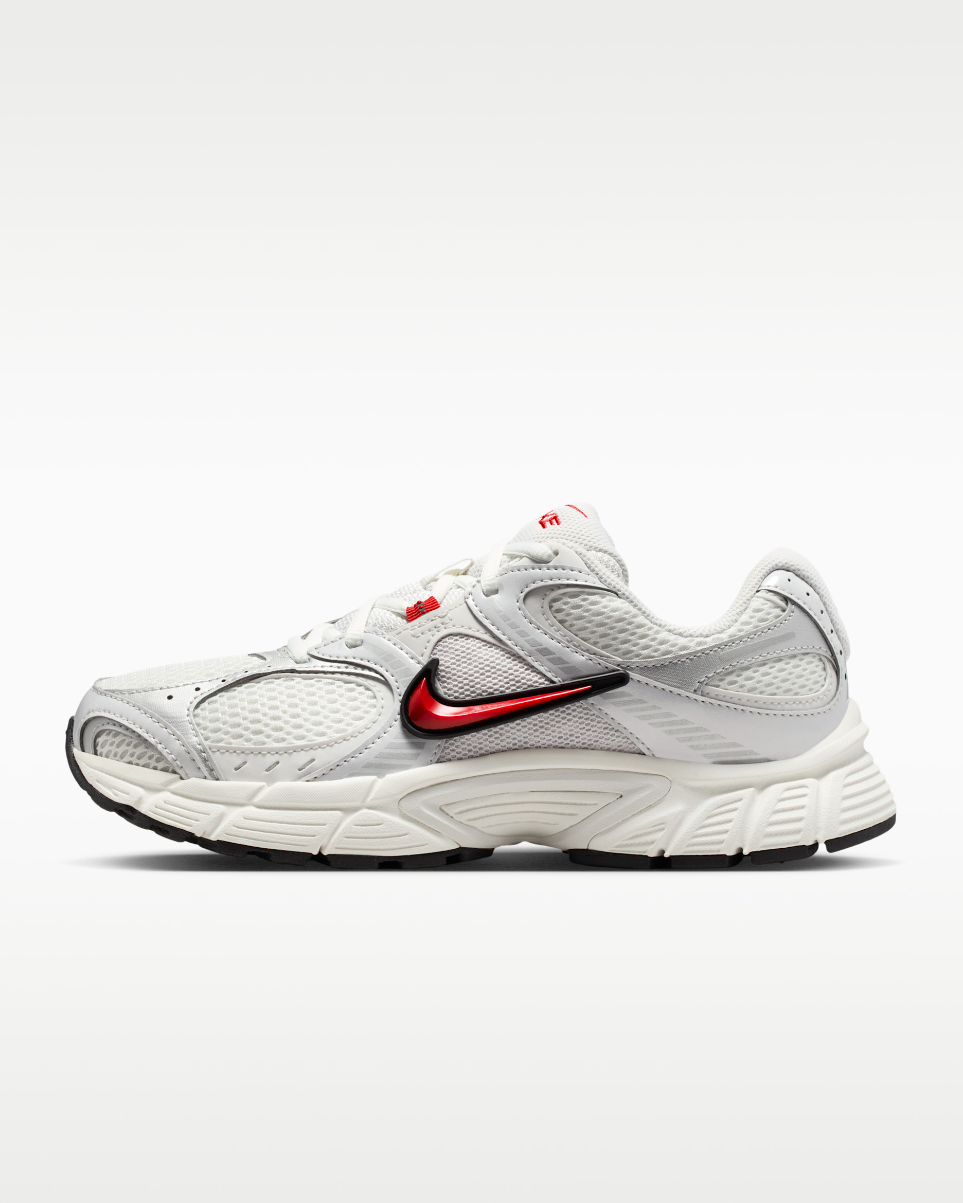 Nike V5 RNR Women's Shoes with Reflective Design Accents - Summit White/Platinum Tint/Photon Dust/Fire Red