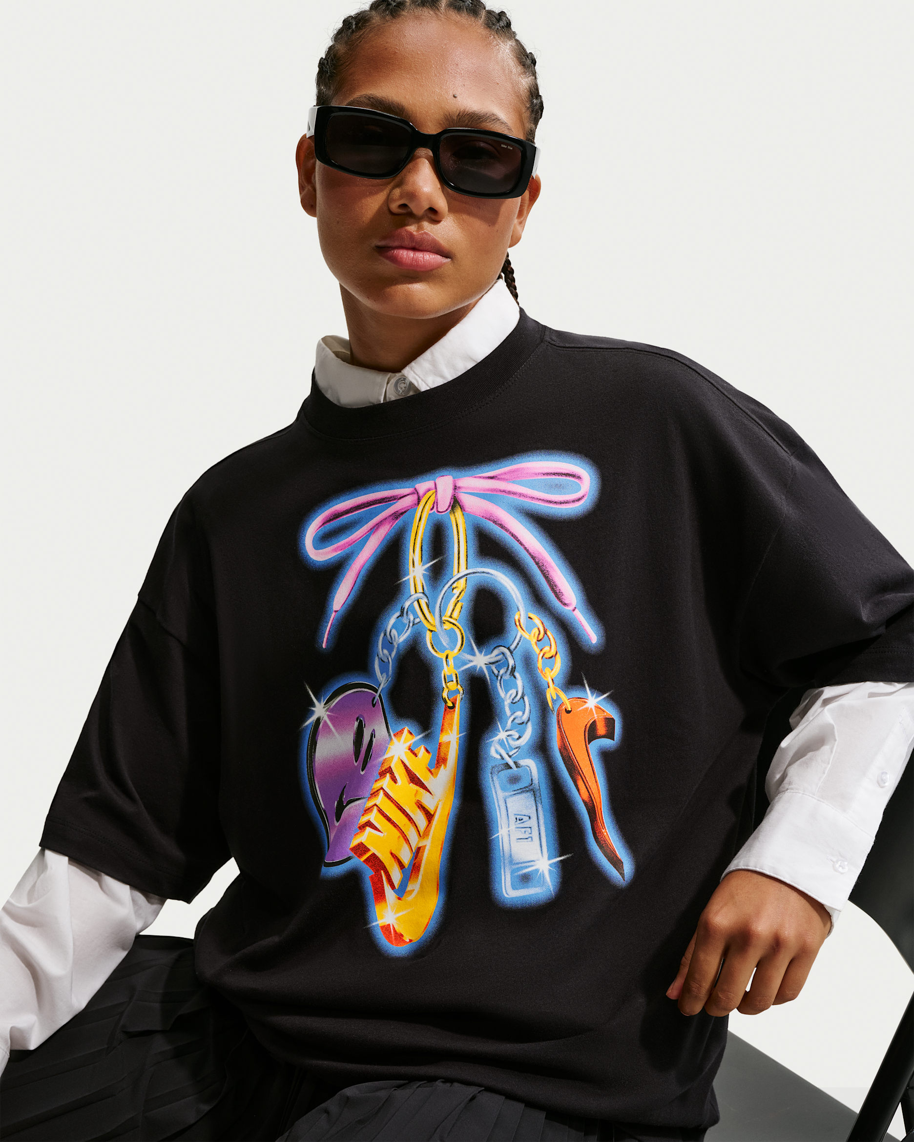 Nike Sportswear Classic Women's Oversized T-Shirt - Black