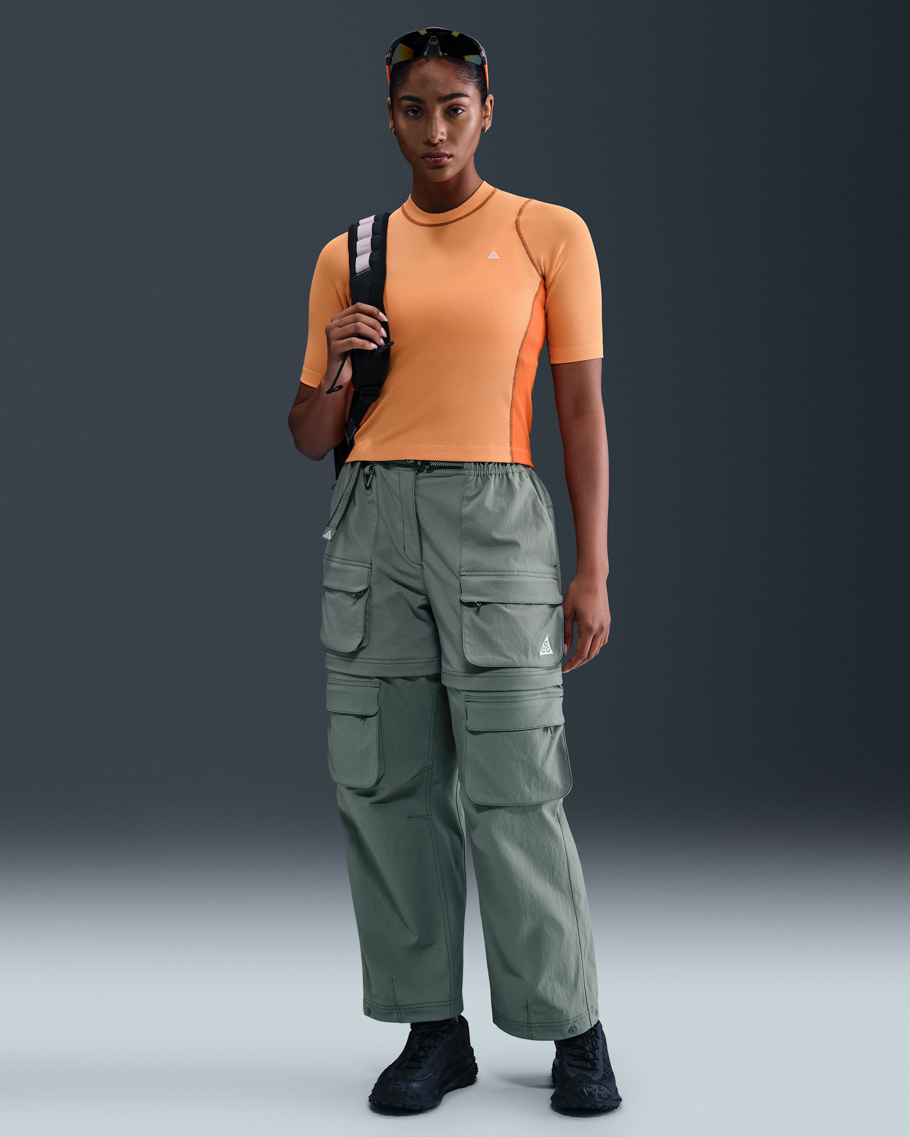 Pants con cierre para mujer Nike ACG "Smith Summit" - Verde arcilla/Alga/Blanco cumbre