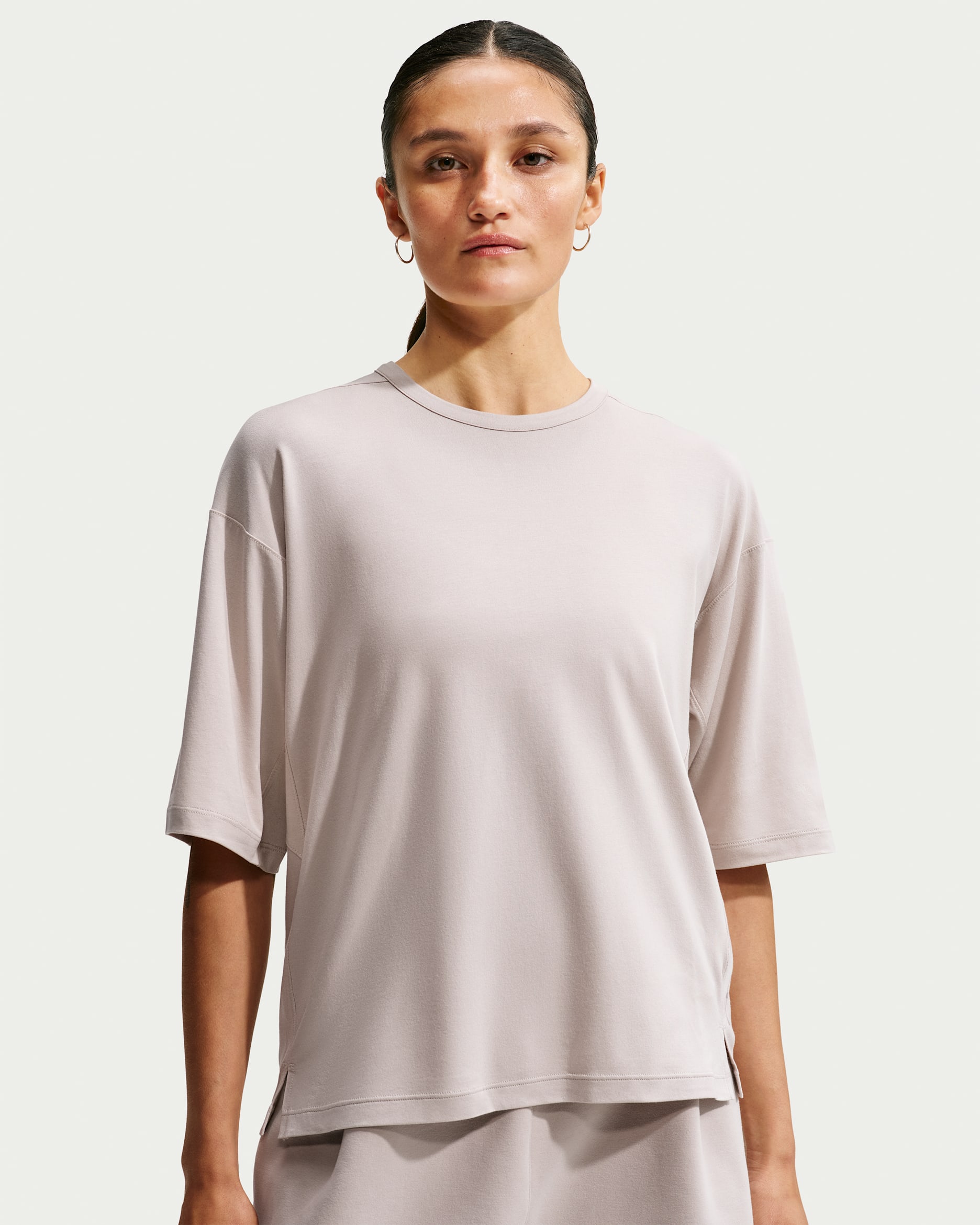 Nike 24.7 ImpossiblySoft Light Women's Dri-FIT Short-Sleeve T-Shirt - Cream II/College Grey