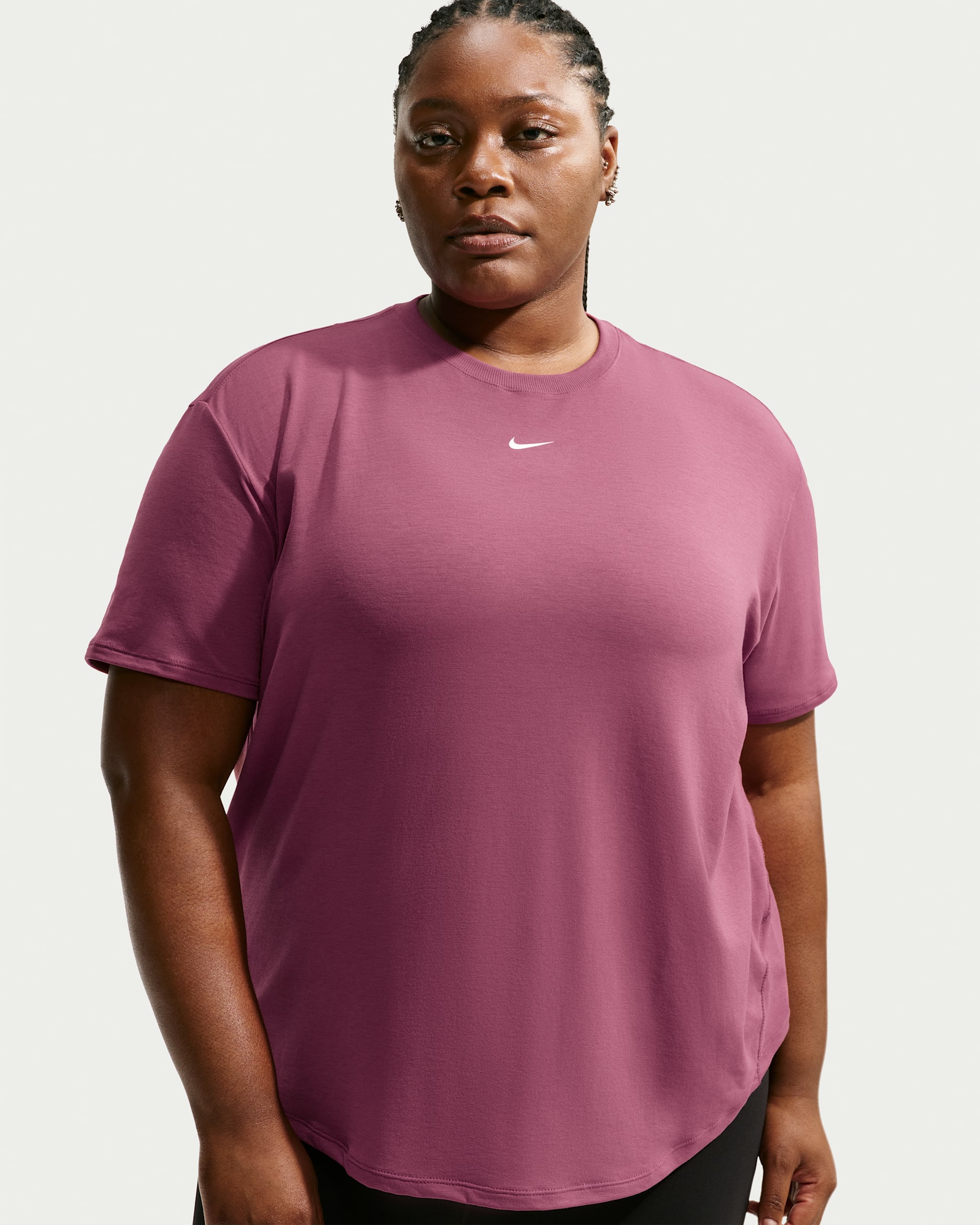 Playera de manga corta Dri-FIT para mujer (talla grande) Nike One Relaxed - Rosa humo/Blanco