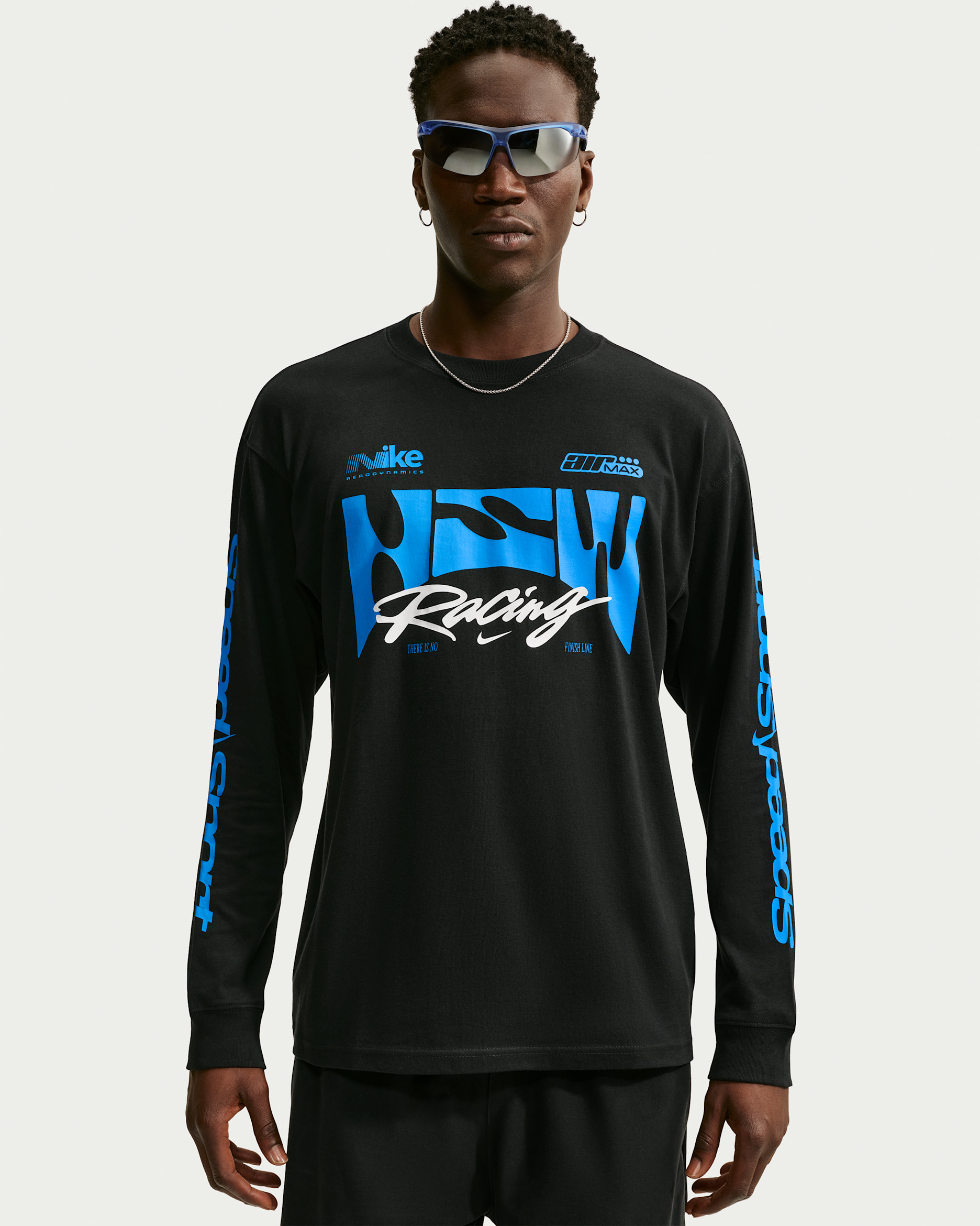 Nike Sportswear Long-Sleeve T-Shirt - Black