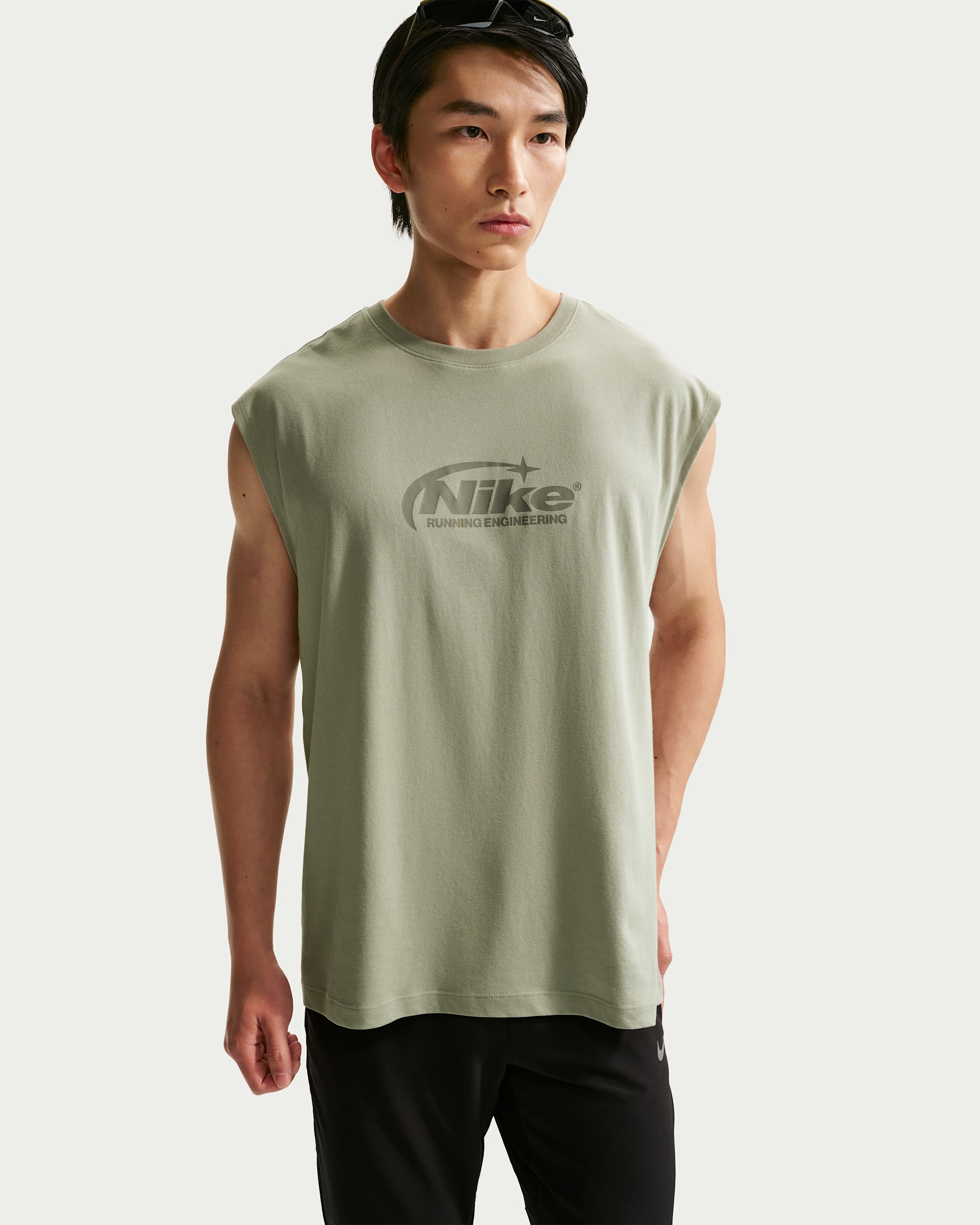 나이키 남성 드라이 핏 민소매 러닝 티셔츠 - 스프루스 포그/실버 세이지