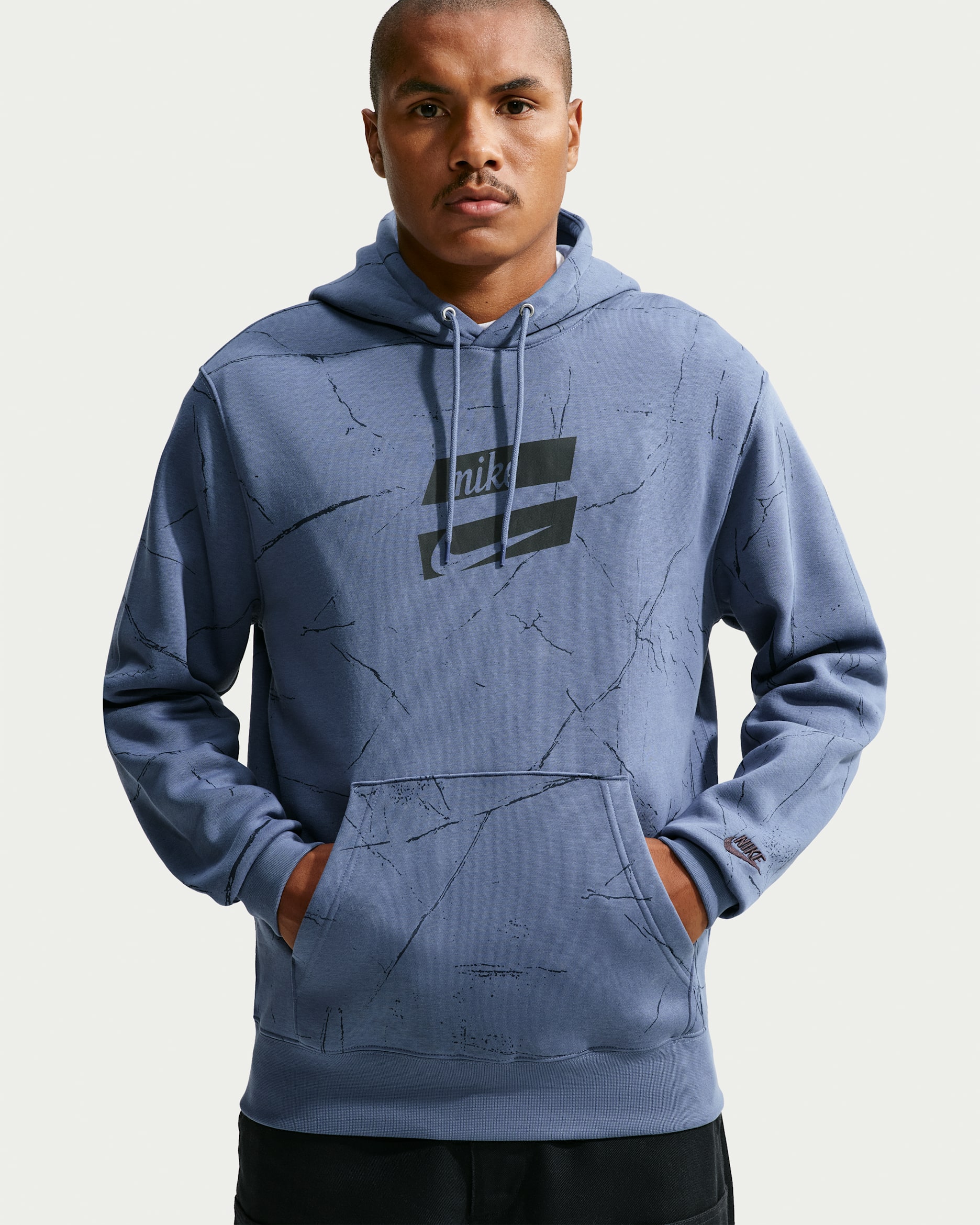 Sudadera con gorro sin cierre de tejido Fleece para hombre Nike Club - Azul difuso/Azul difuso/Negro