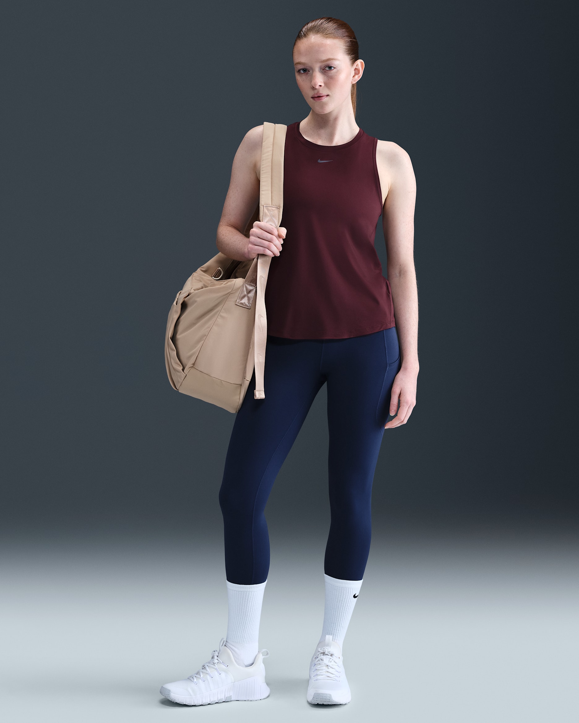 Leggings tiro alto de 7/8 con bolsillos para mujer Nike One - Azul marino medianoche/Blanco