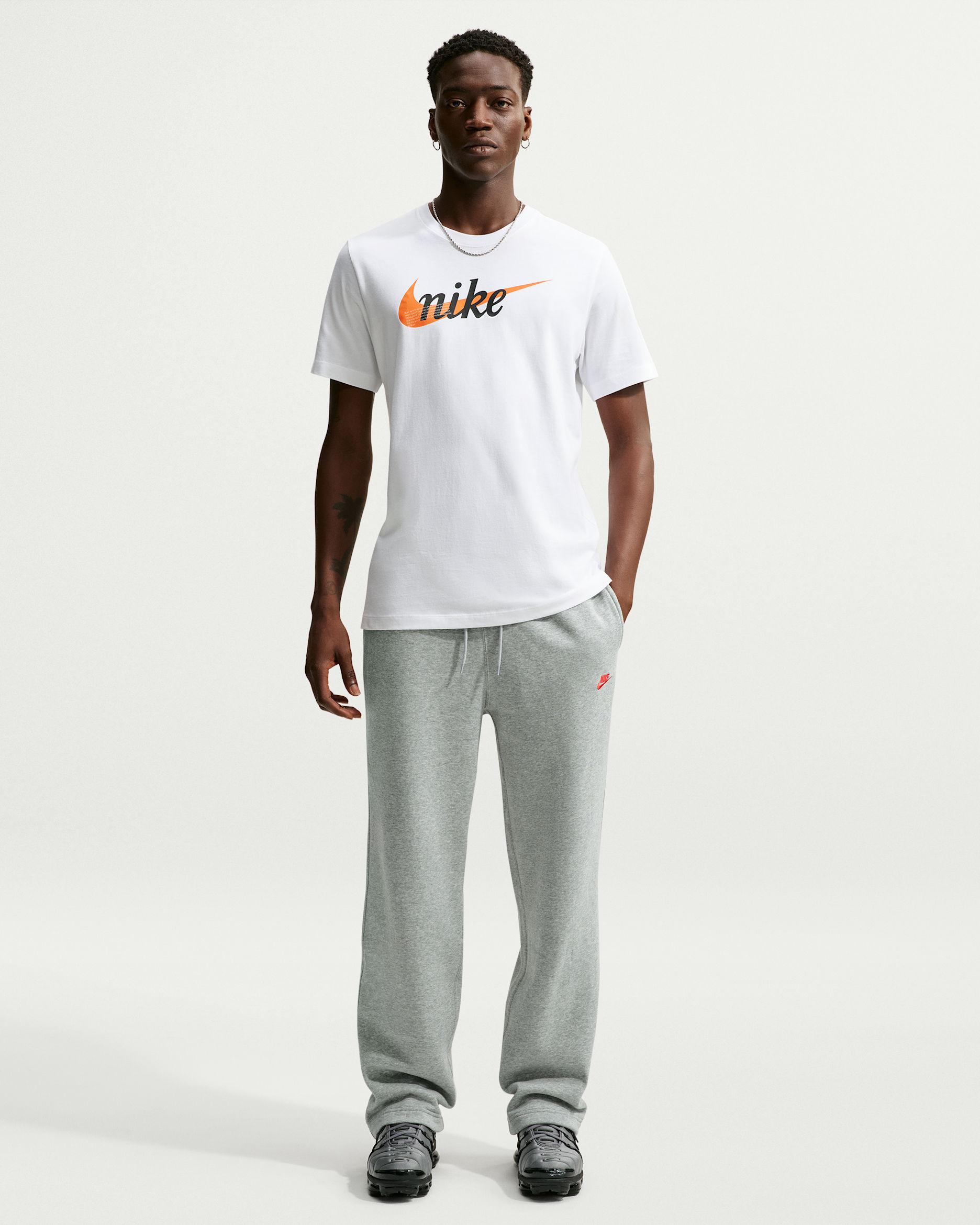 Nike Club Men's Open-Hem Fleece Trousers - Dark Grey Heather/Light Smoke Grey/University Red