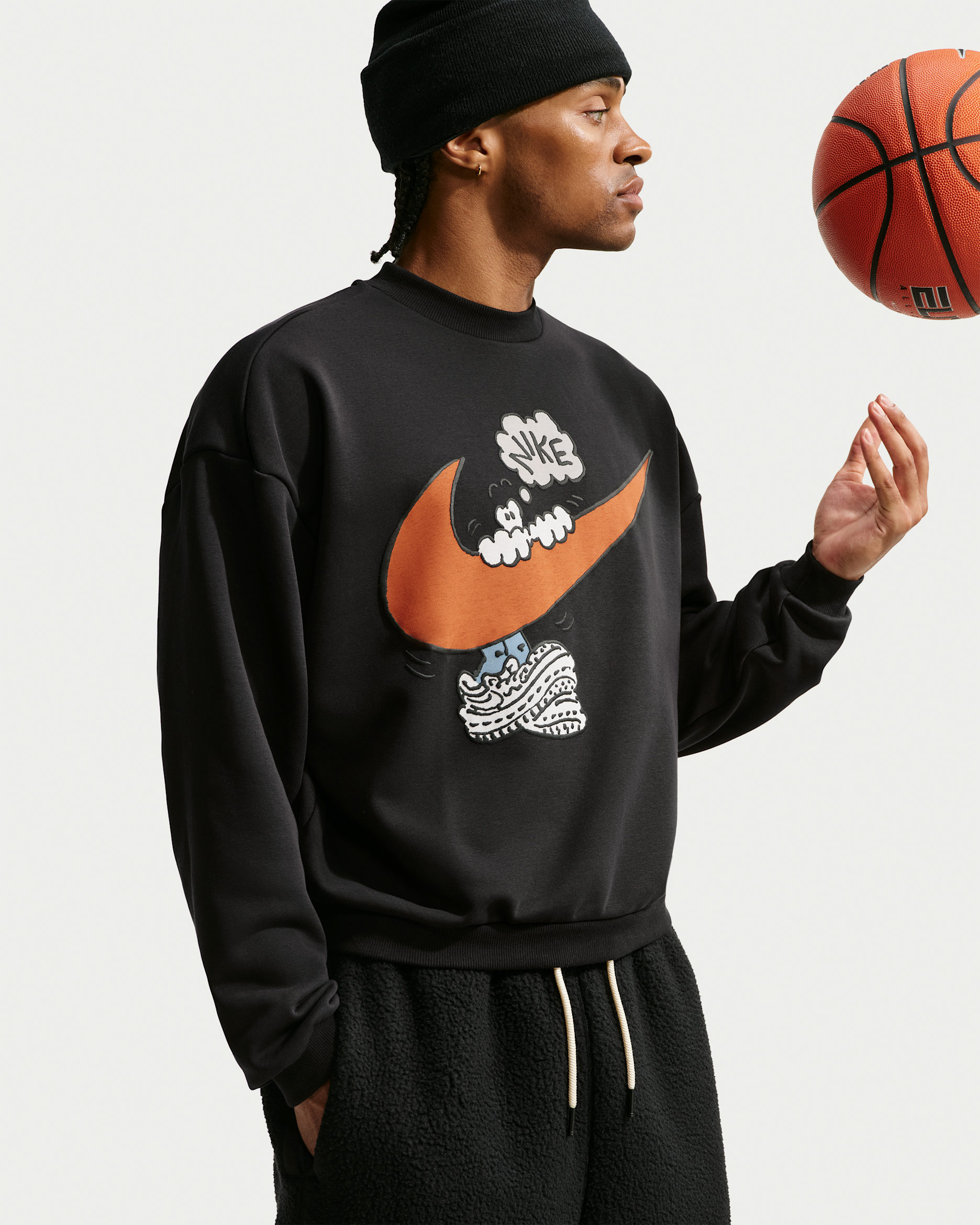 Nike Standard Issue Men's French Terry Basketball Crew - Black