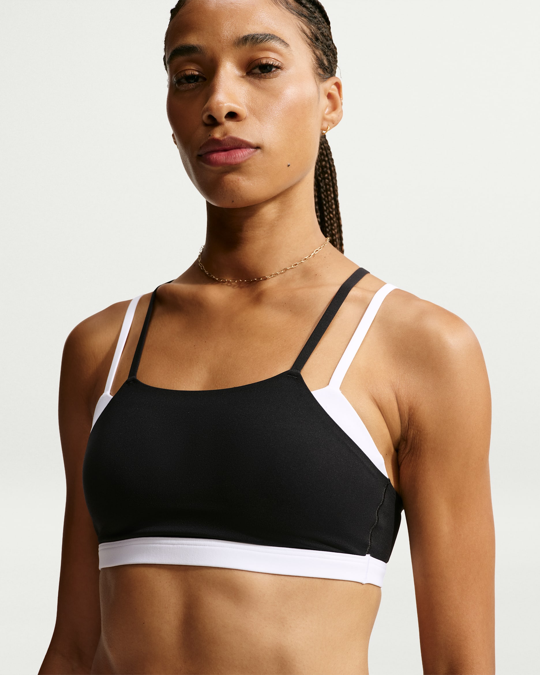 Nike Zenvy-sports-bh med indlæg og let støtte til kvinder - sort/hvid/Cool Grey