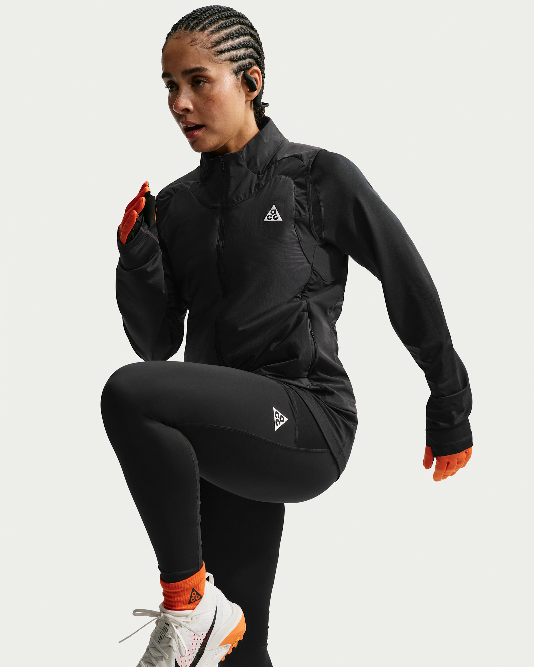 ACG Rope de Dope Women's Therma-FIT ADV Trail-Running Vest - Black/Black/Summit White