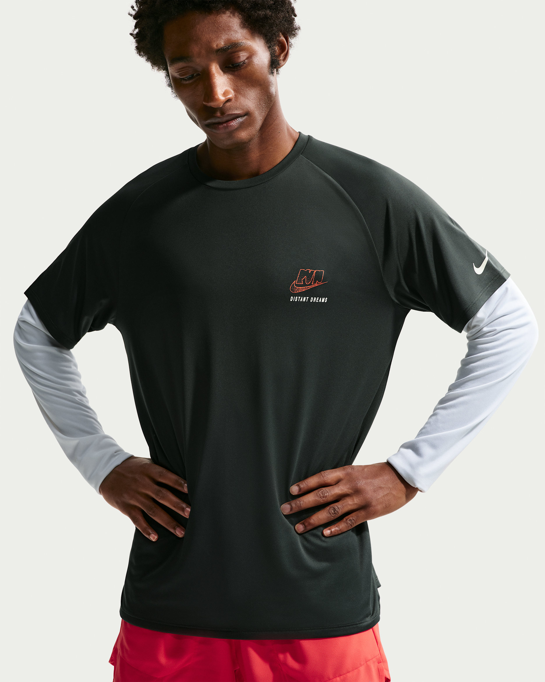 Playera de correr de manga corta Dri-FIT ADV para hombre Nike Stride - Abeto negro