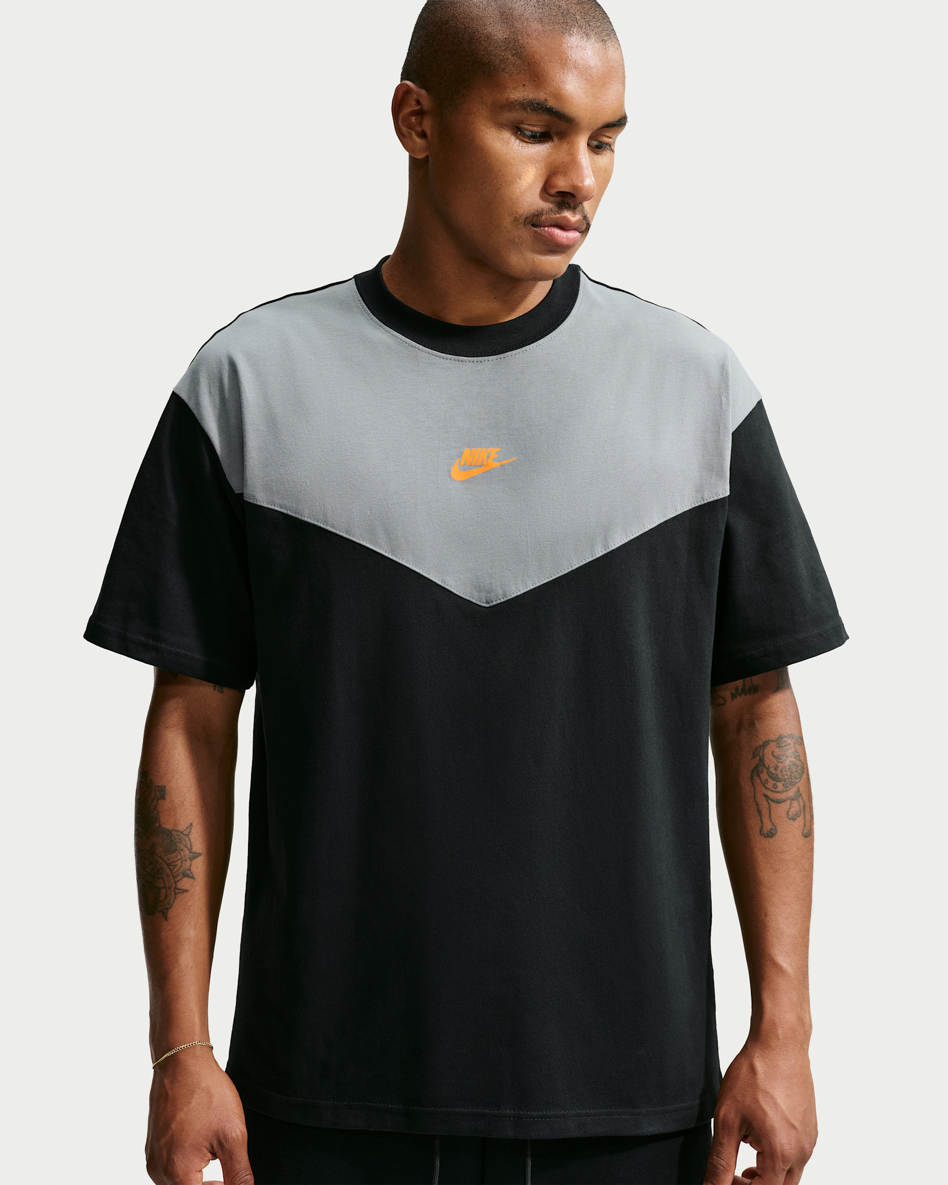 T-shirt Nike Sportswear pour homme - Noir/Smoke Grey