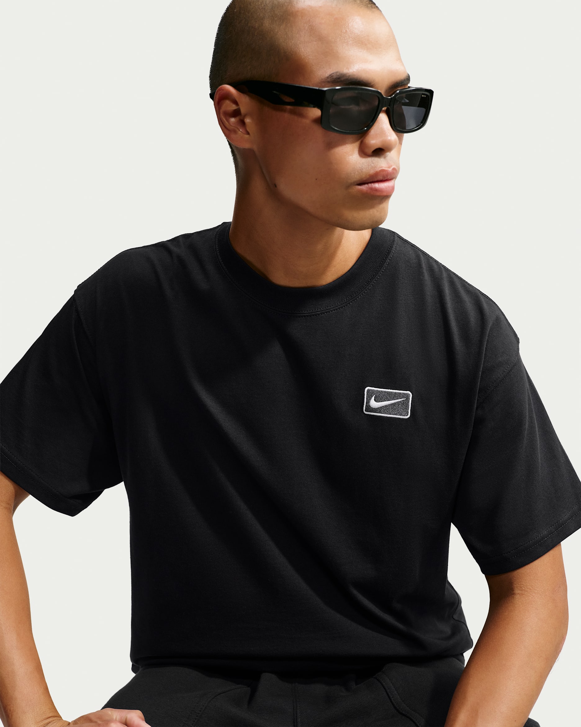 Nike Sportswear Men's T-Shirt - Black/Anthracite