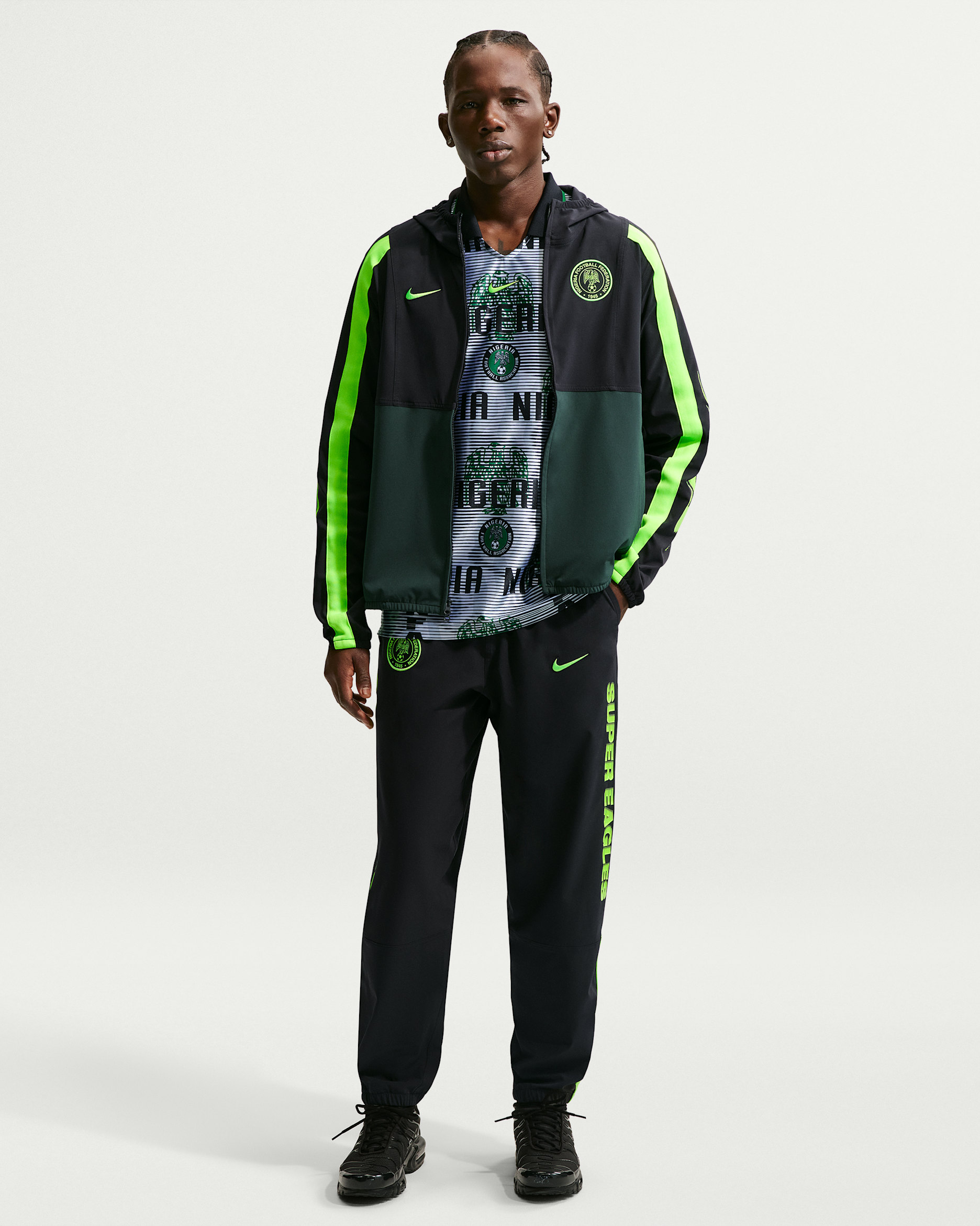 Pantaloni Nike Football Nigeria Energy in tessuto con Dri-FIT – Uomo - Nero/Electric Green