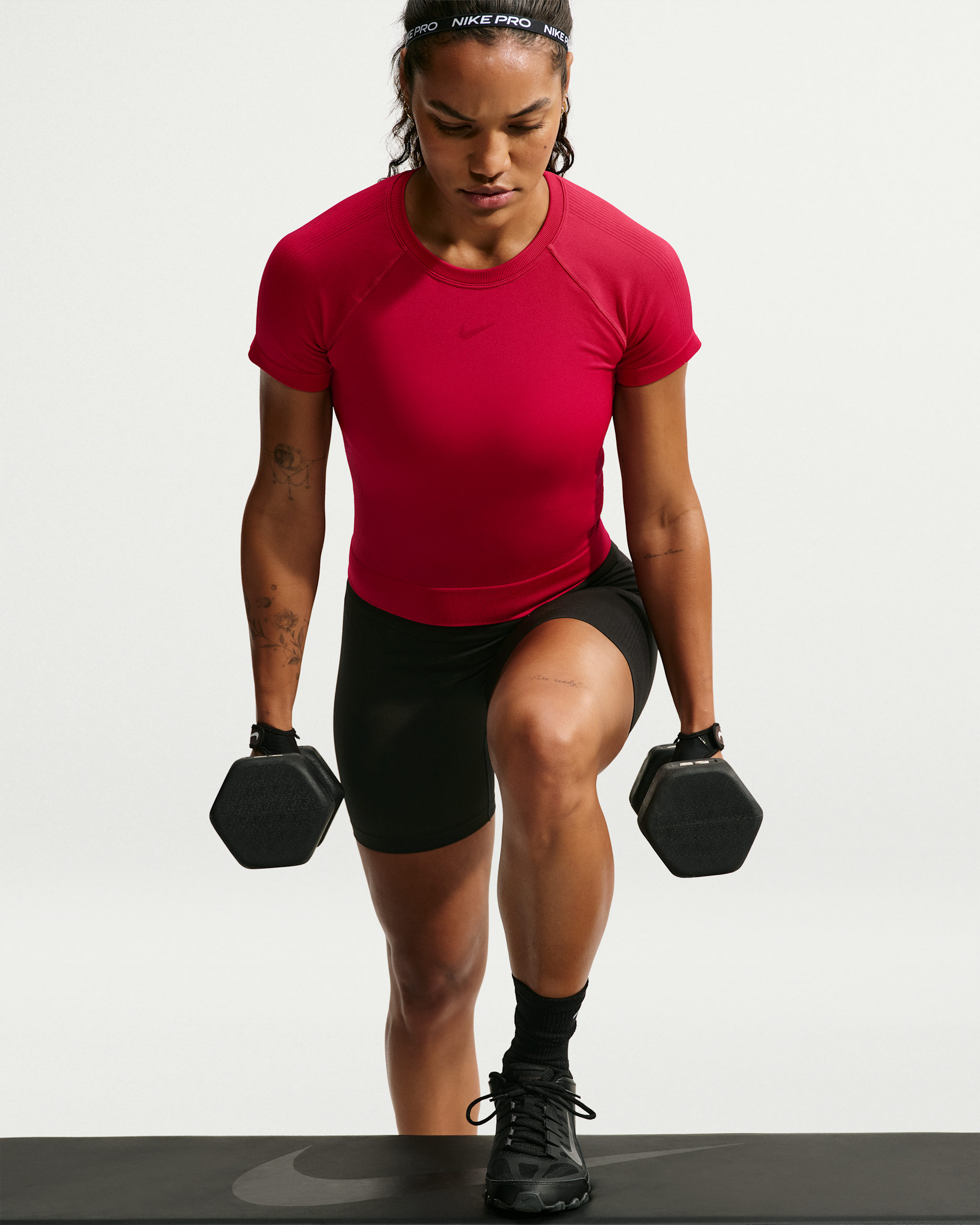 Playera Dri-FIT para mujer Nike Pro Seamless - Rojo duro