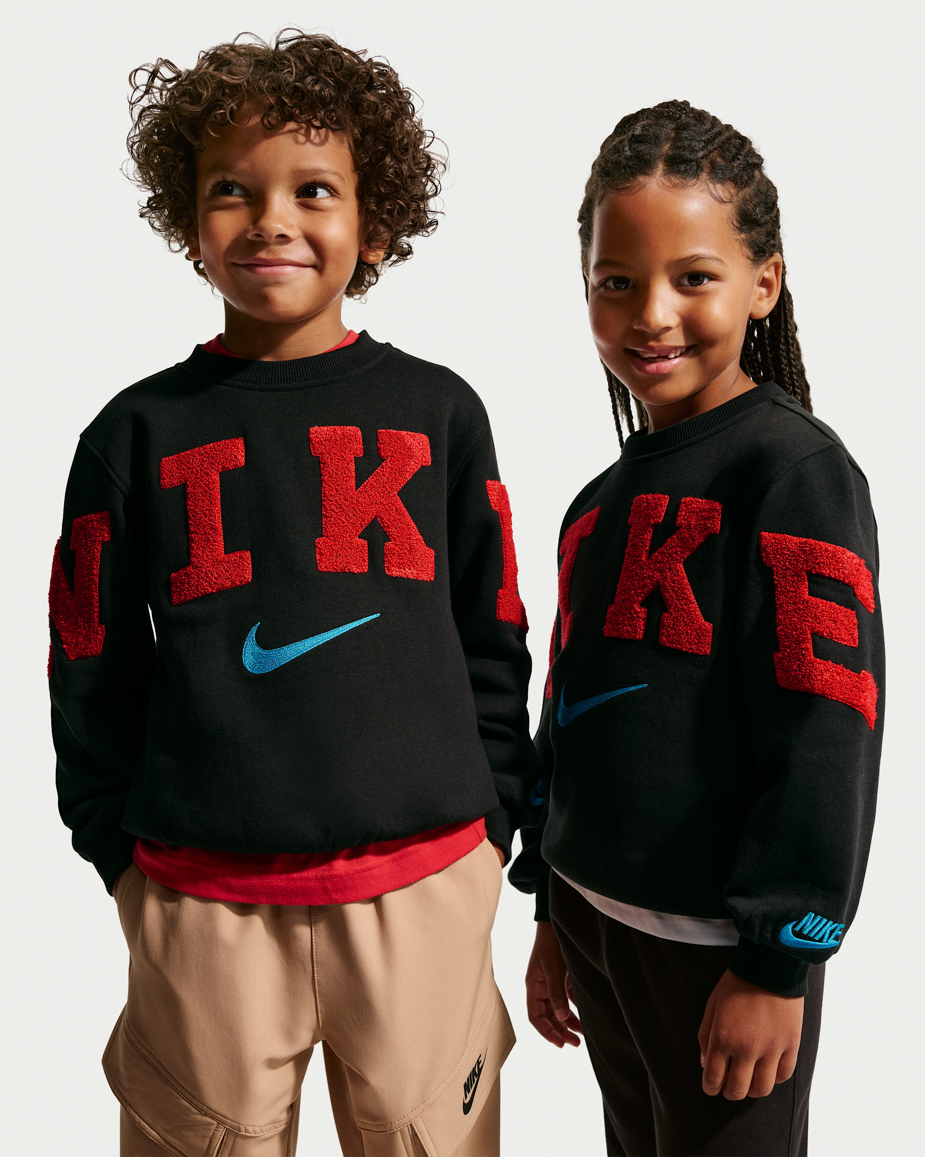 Nike Club Little Kids' Chenille Fleece Crew - Black/University Red