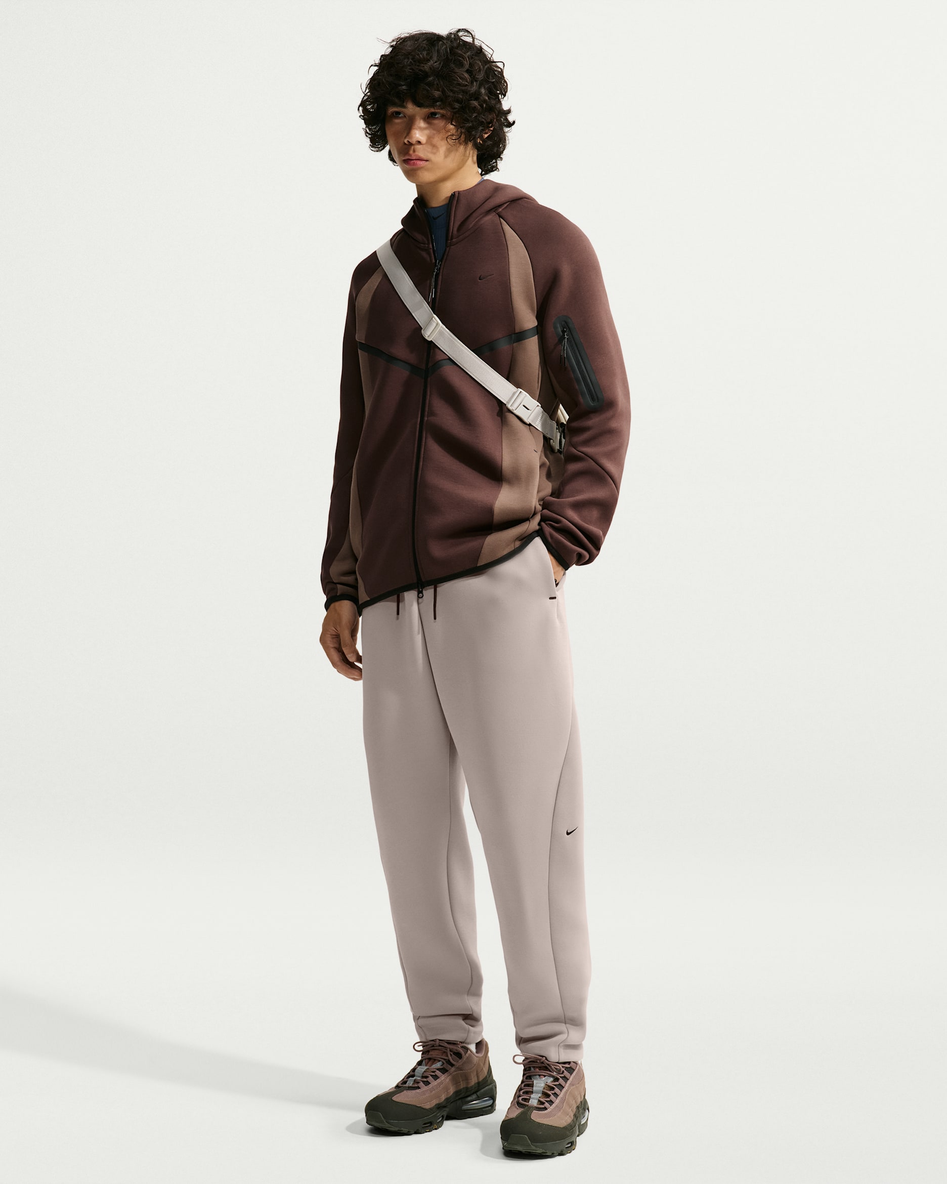 Nike Tech Men's Loose Fleece Trousers - College Grey/Black