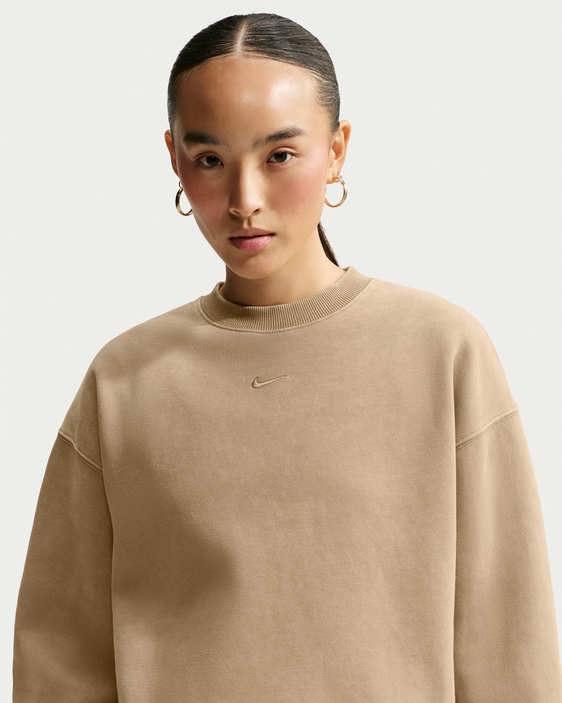 Nike Studio Fleece Medium Weight Women's Oversized Washed Crew-Neck Sweatshirt - Parachute Beige/Parachute Beige
