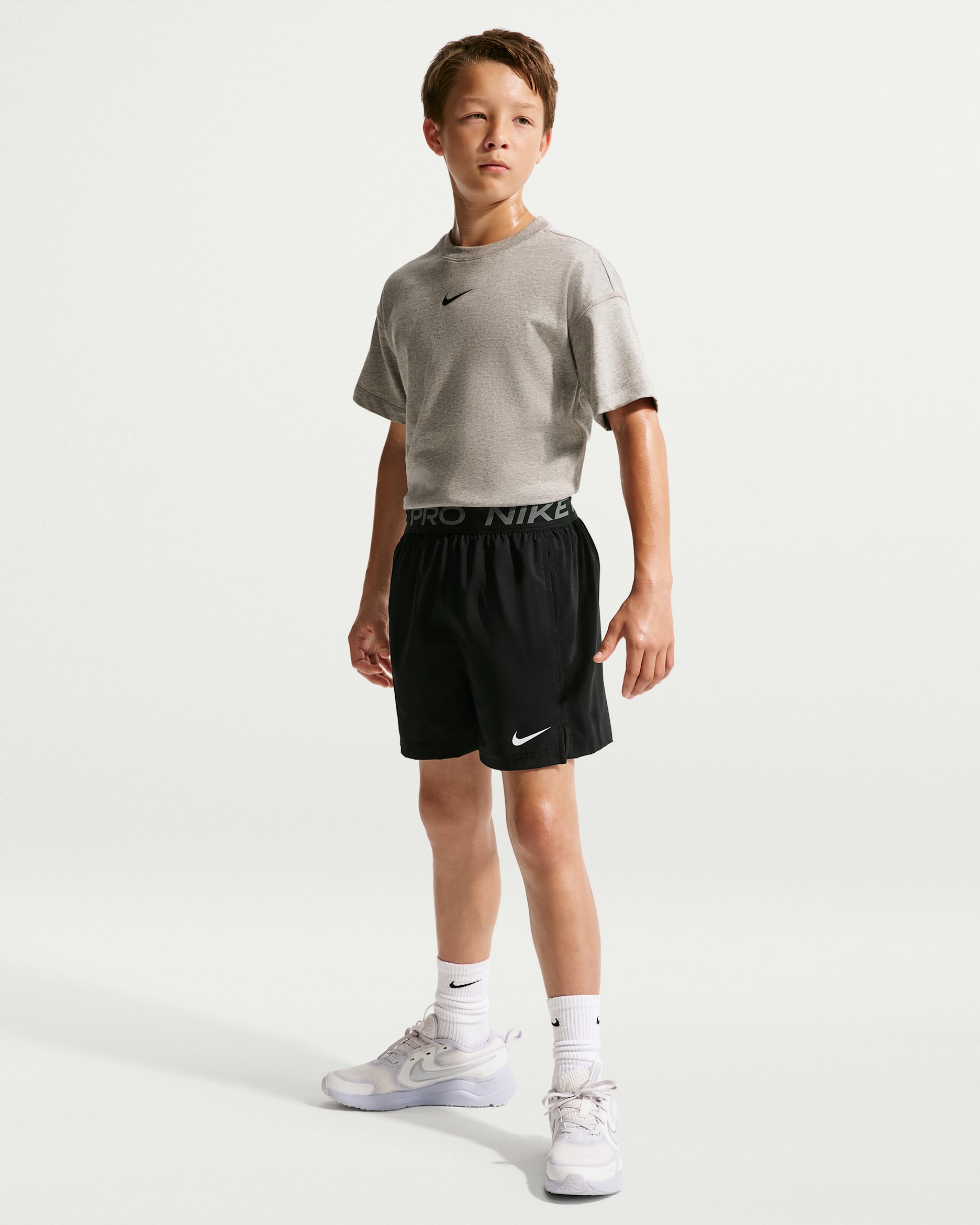 Shorts de entrenamiento Dri-FIT para niño talla grande Nike Pro - Negro/Gris humo/Blanco