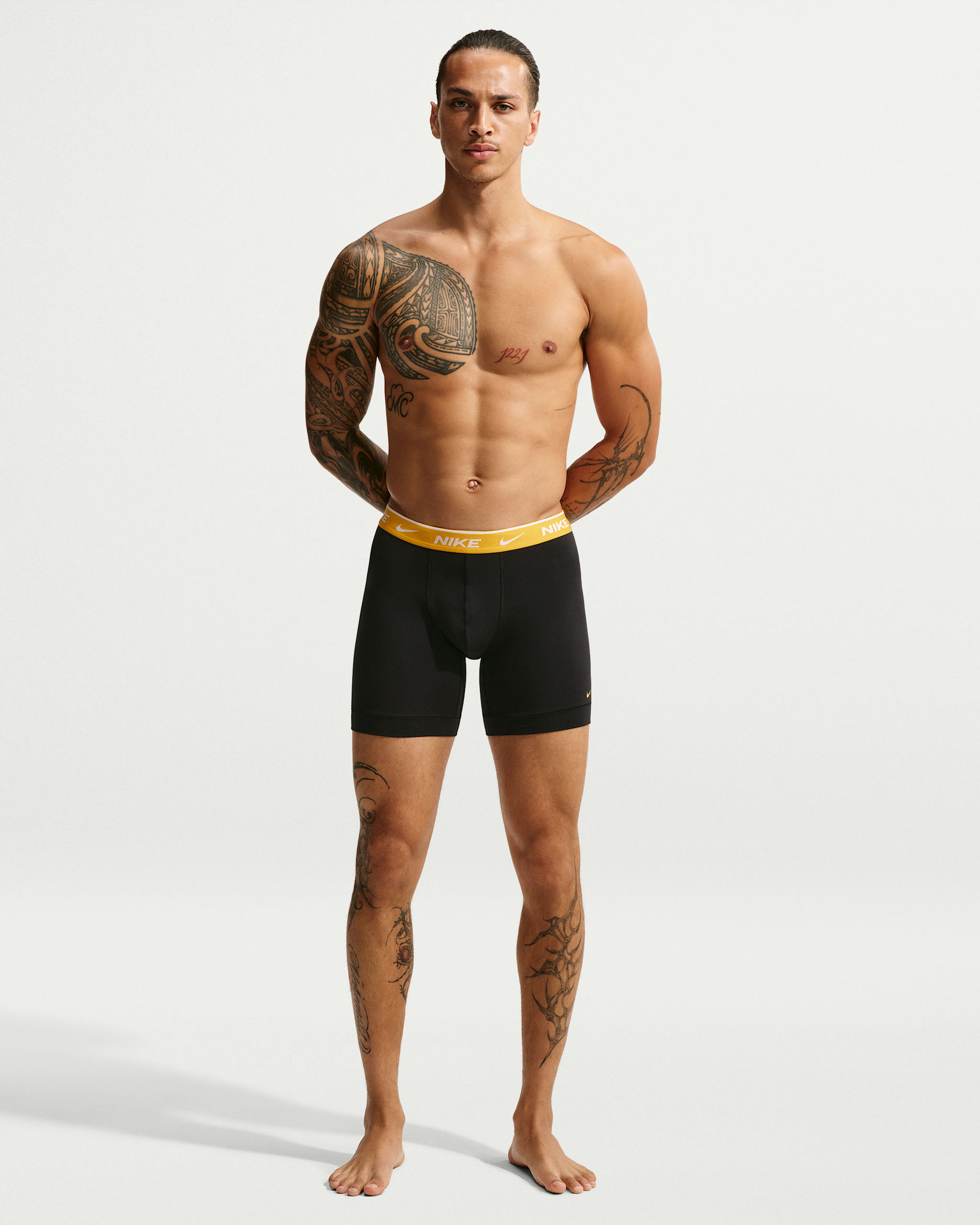 Ανδρικό μποξεράκι Dri-FIT Nike Essential Cotton Stretch (συσκευασία 5 τεμαχίων) - University Gold/Fir/Deep Royal Blue