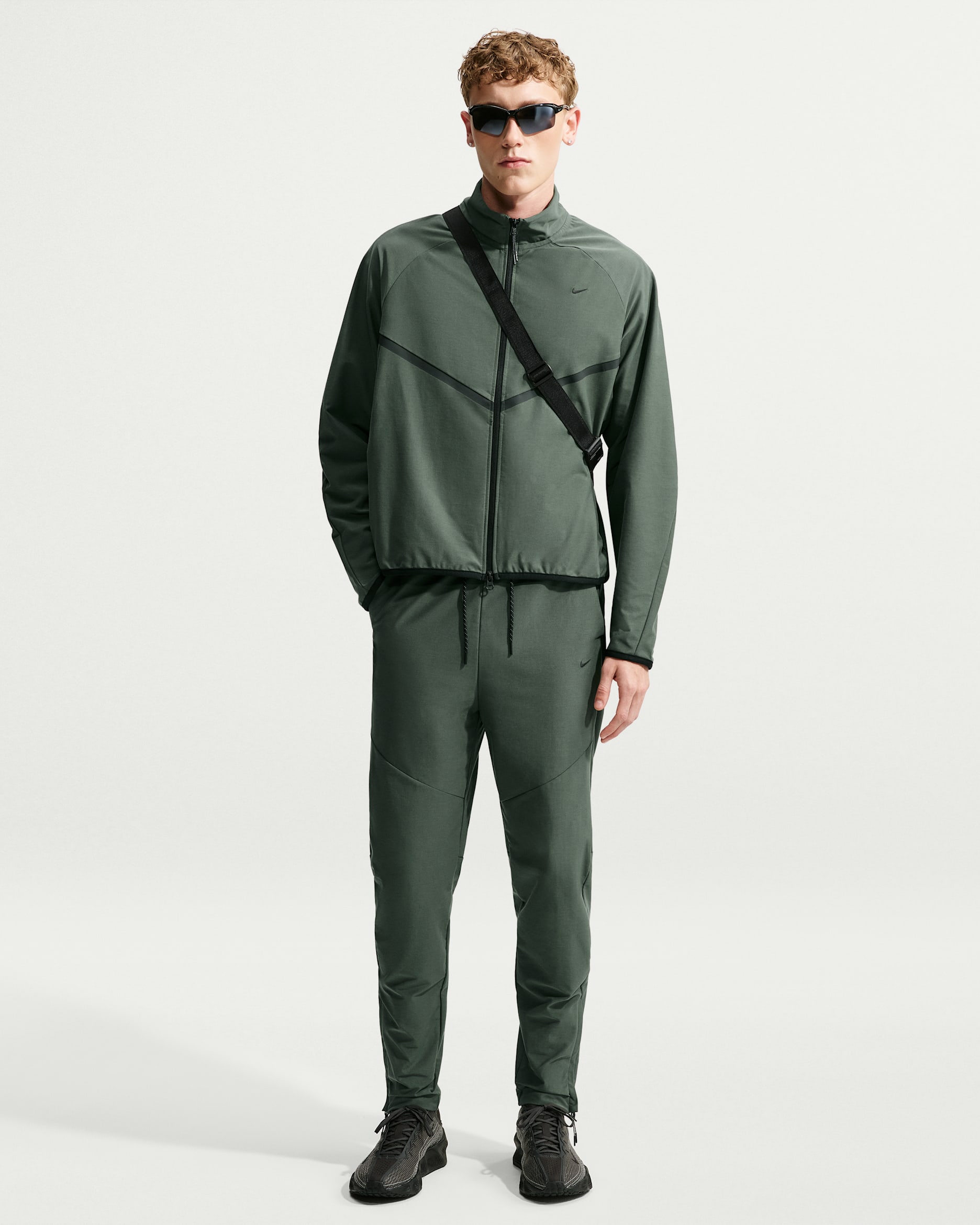Nike Tech Men's Dri-FIT Shori Knit Pants - Camo Green/Black