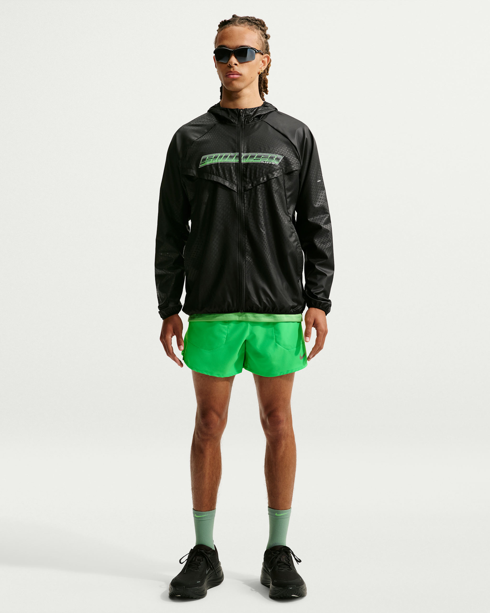 Nike Stride Men's Dri-FIT 13cm (approx.) Brief-Lined Running Shorts - Green Spark