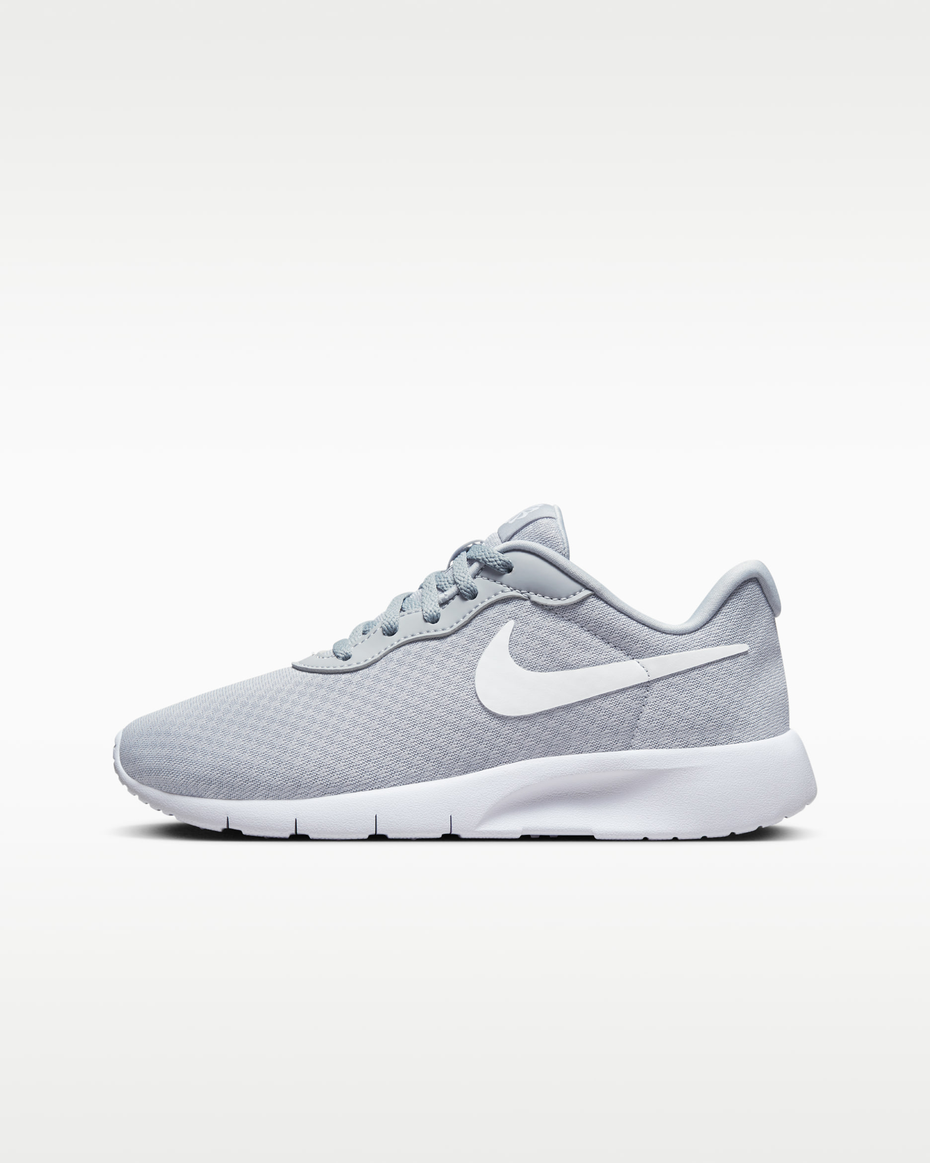 Tenis para niños grandes Nike Tanjun EasyOn - Gris lobo/Blanco/Blanco