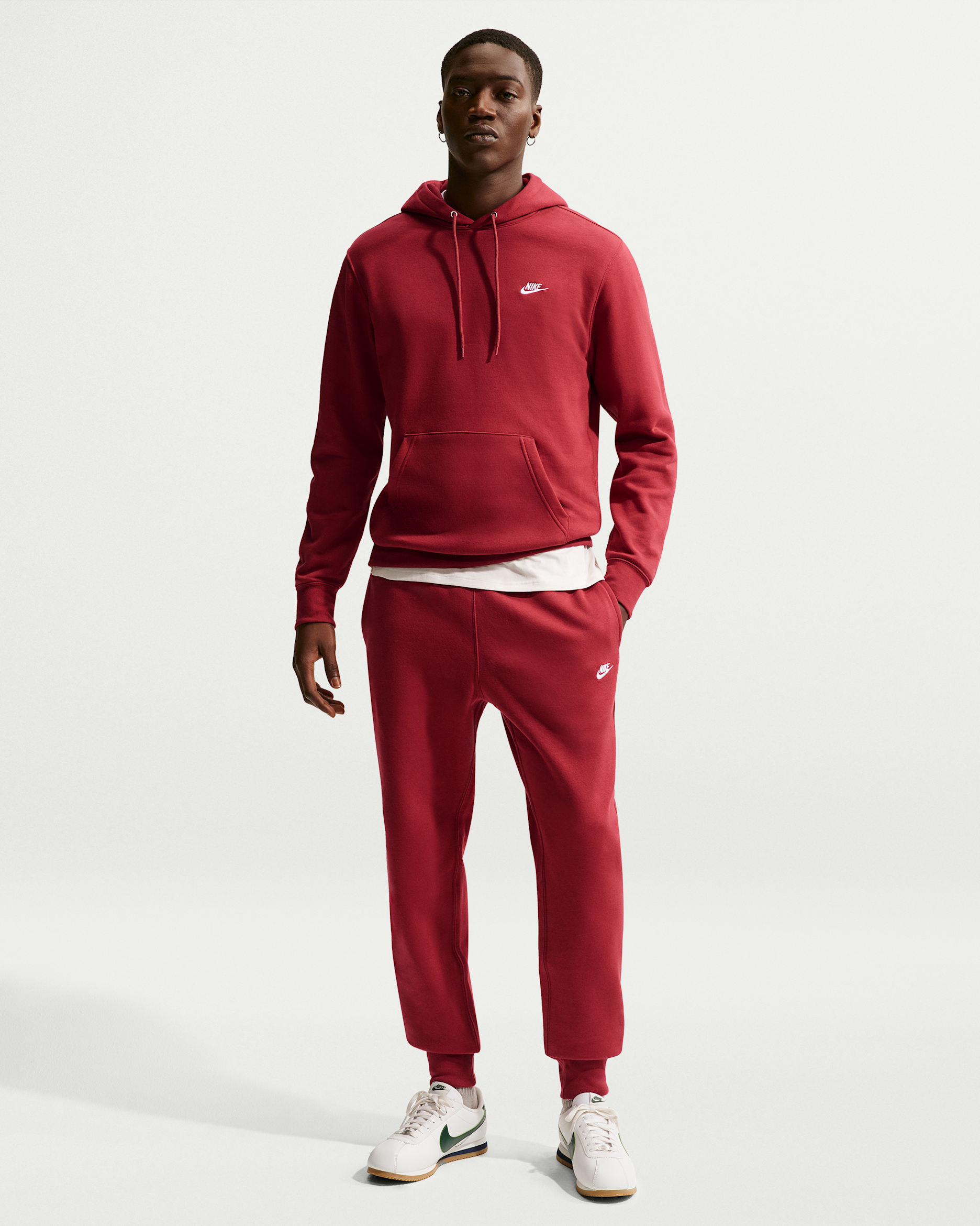 Joggers para hombre Nike Sportswear Club - Carmesí team/Carmesí team/Blanco