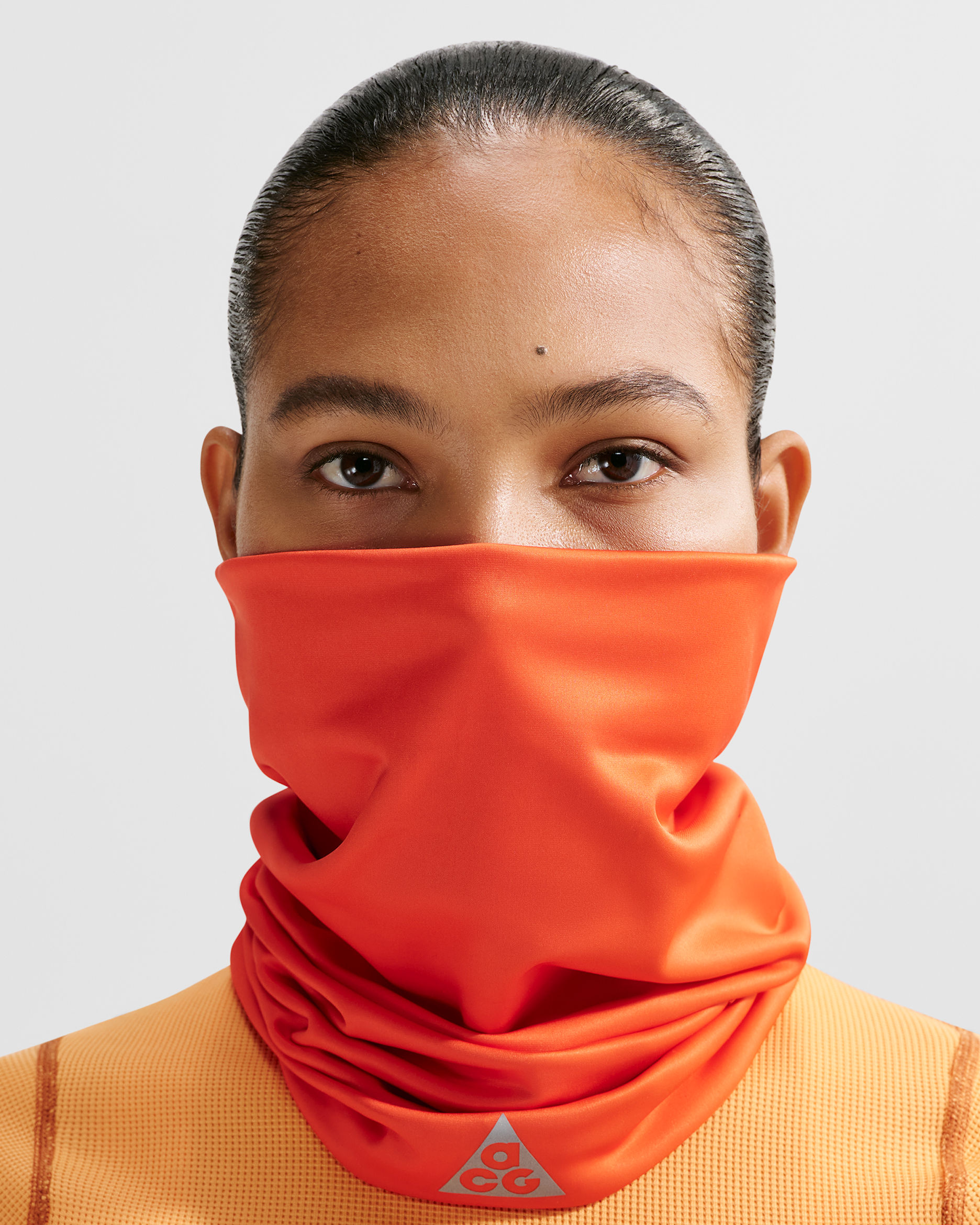 나이키 ACG 리버서블 UV 트레일 러닝 넥 랩 - 세이프티 오렌지/서밋 화이트/실버