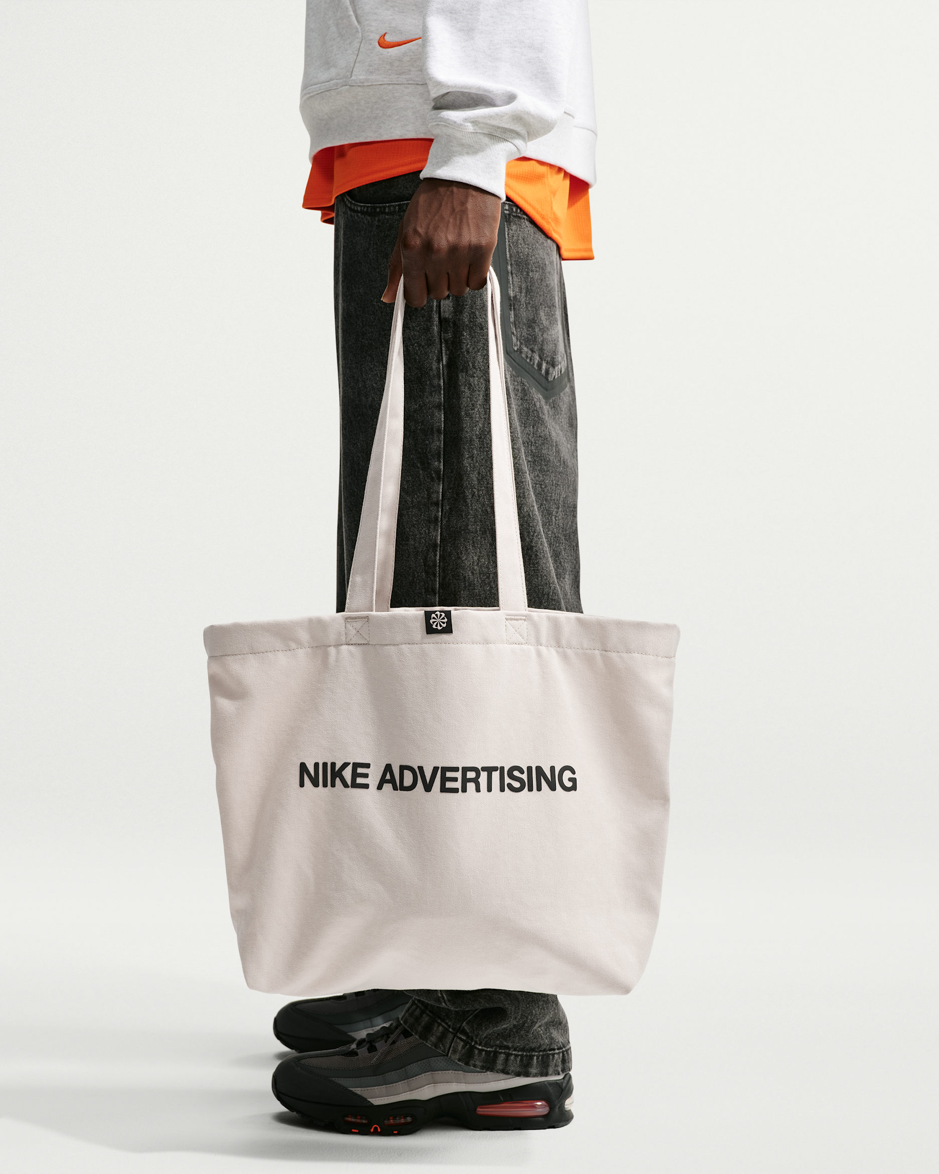 Nike Heritage "Your Message Here" Tote Bag (22L) - Oatmeal/Safety Orange/Safety Orange