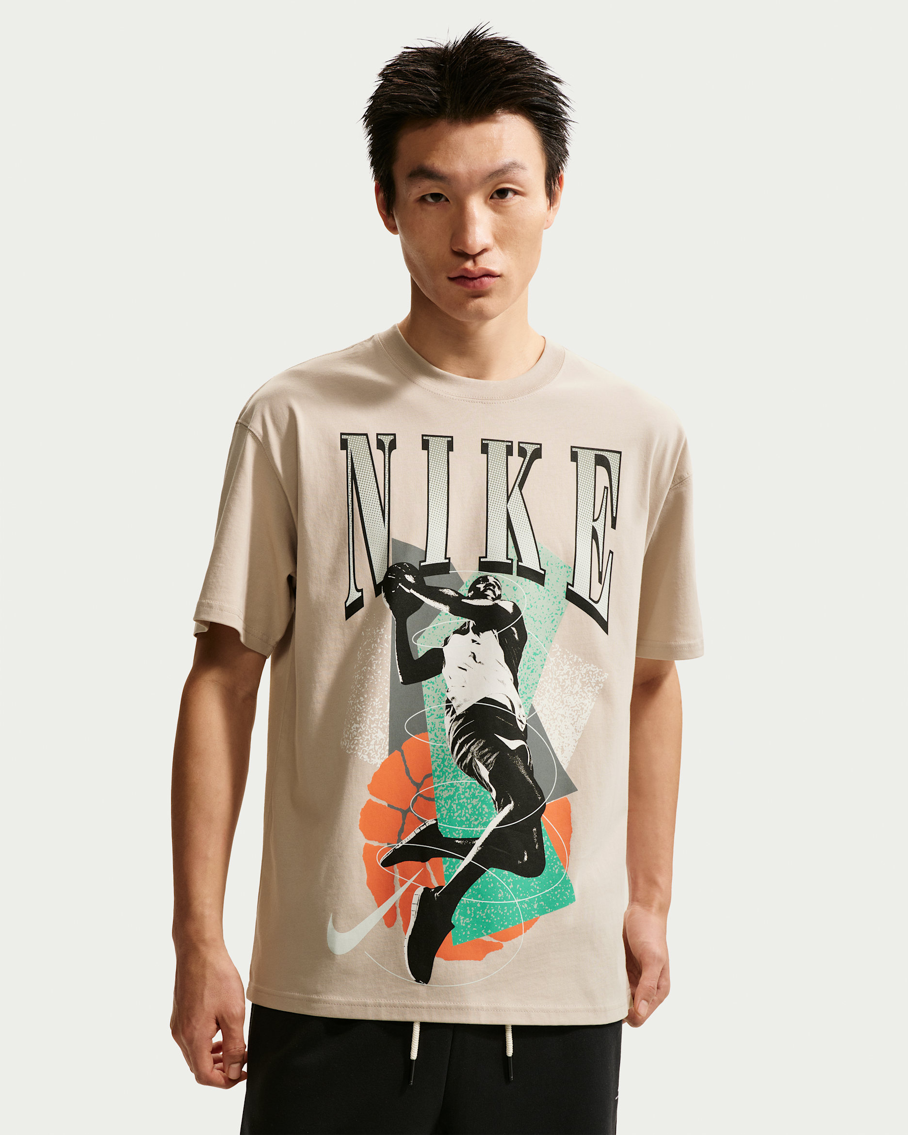 Nike Men's Basketball T-Shirt - Cream II