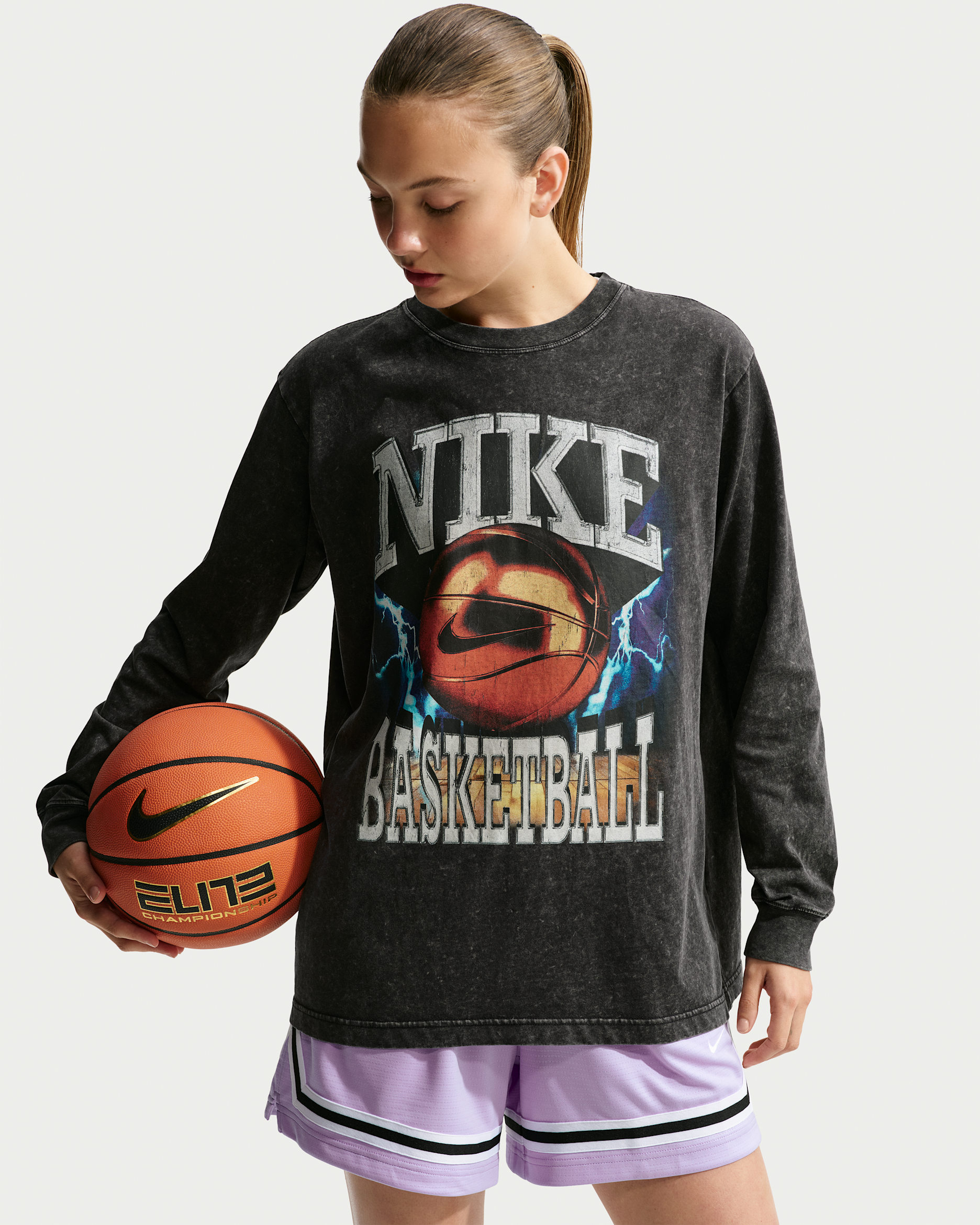 Nike Classic Women's Long-Sleeve Basketball T-Shirt - Black